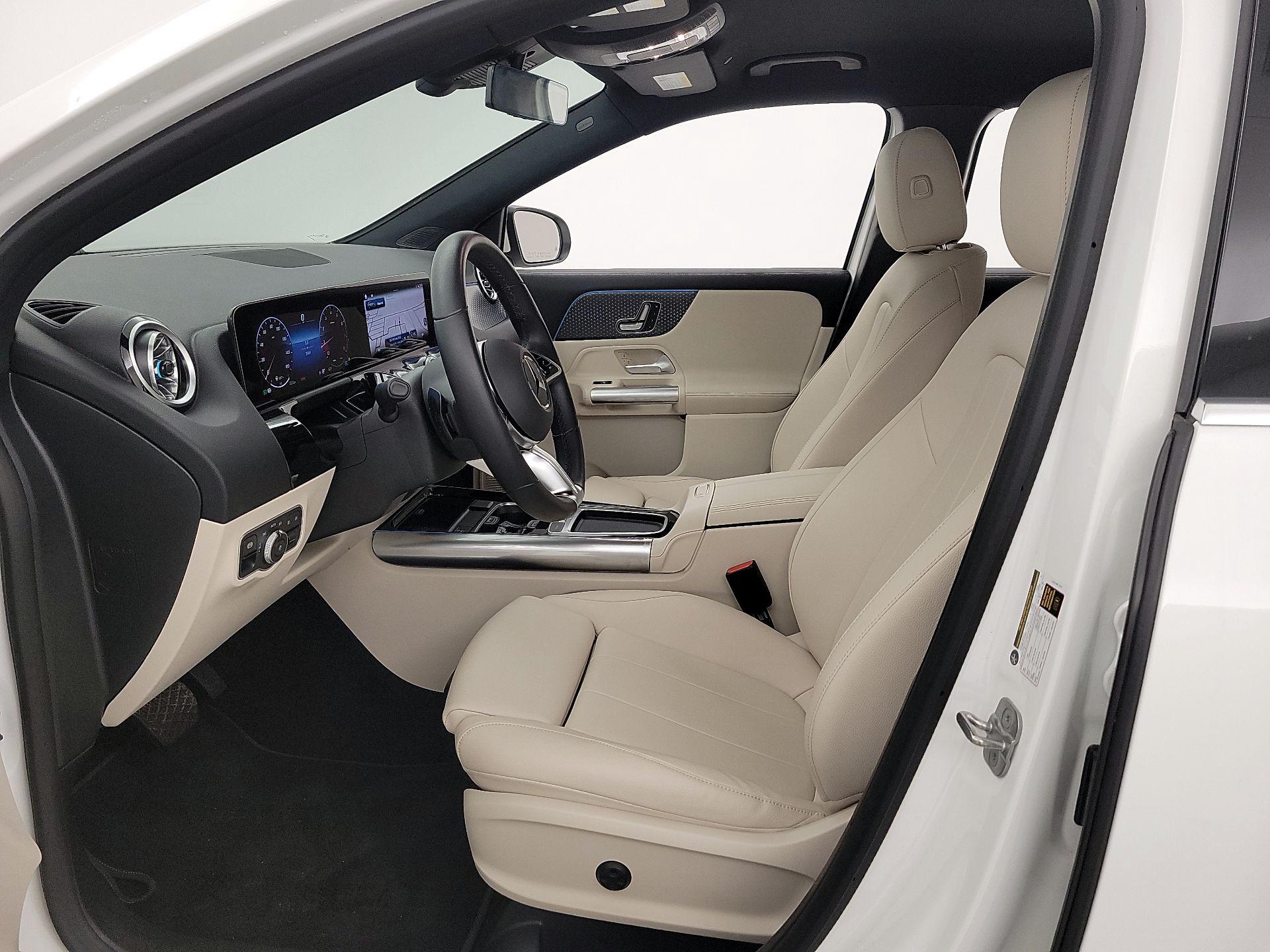 Thumbnail: 2025 Mercedes-Benz GLA - 11