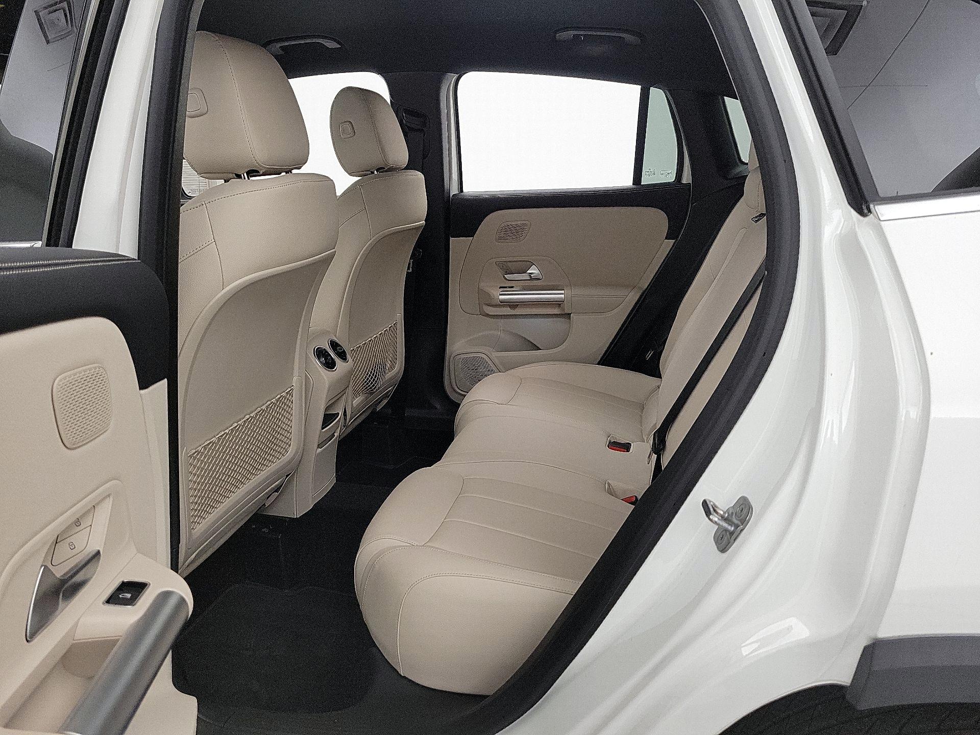 Thumbnail: 2025 Mercedes-Benz GLA - 20