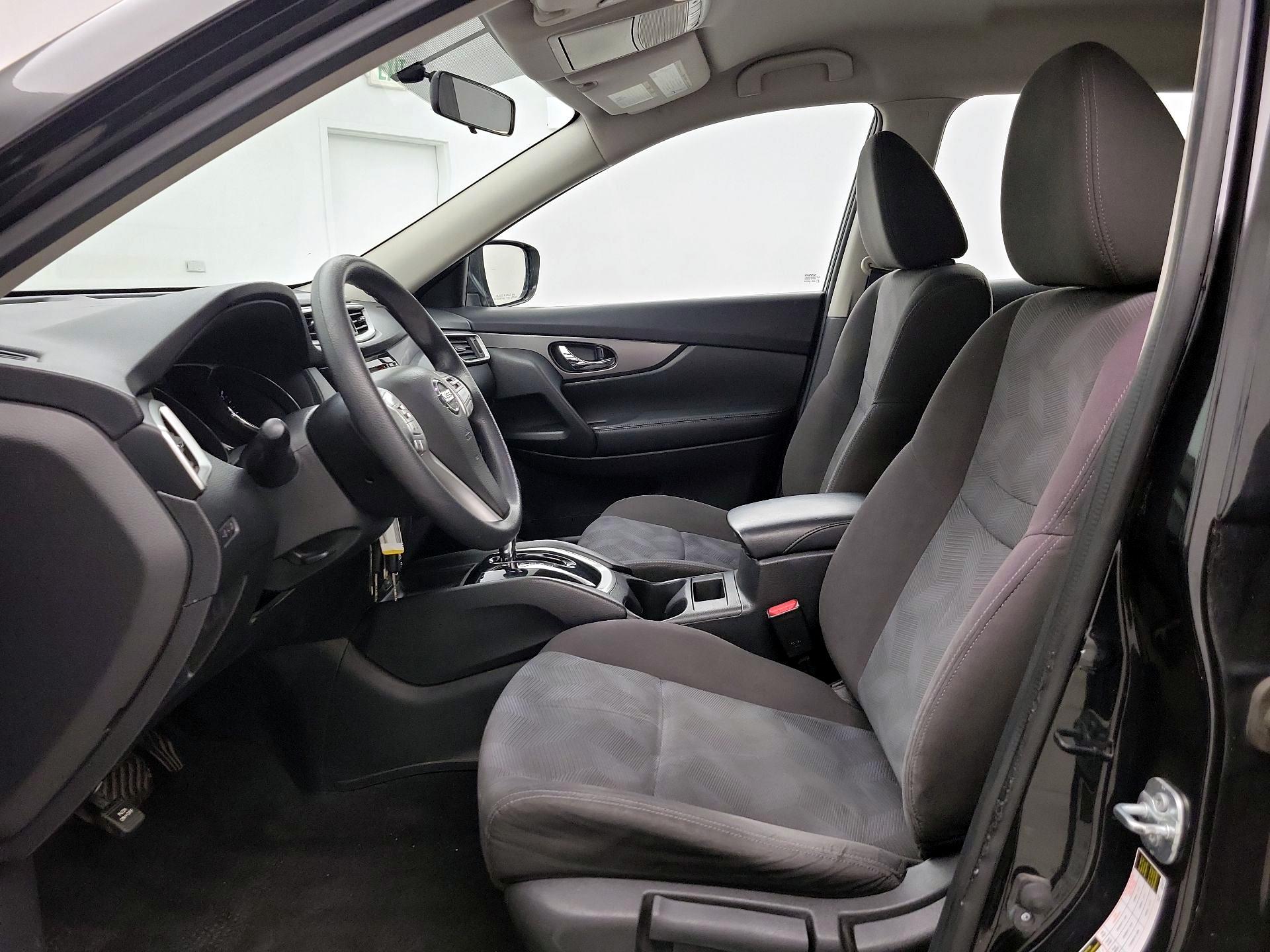 Thumbnail: 2016 Nissan Rogue - 11