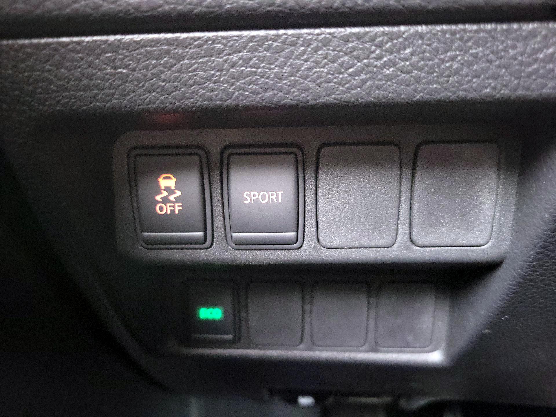 Thumbnail: 2016 Nissan Rogue - 13