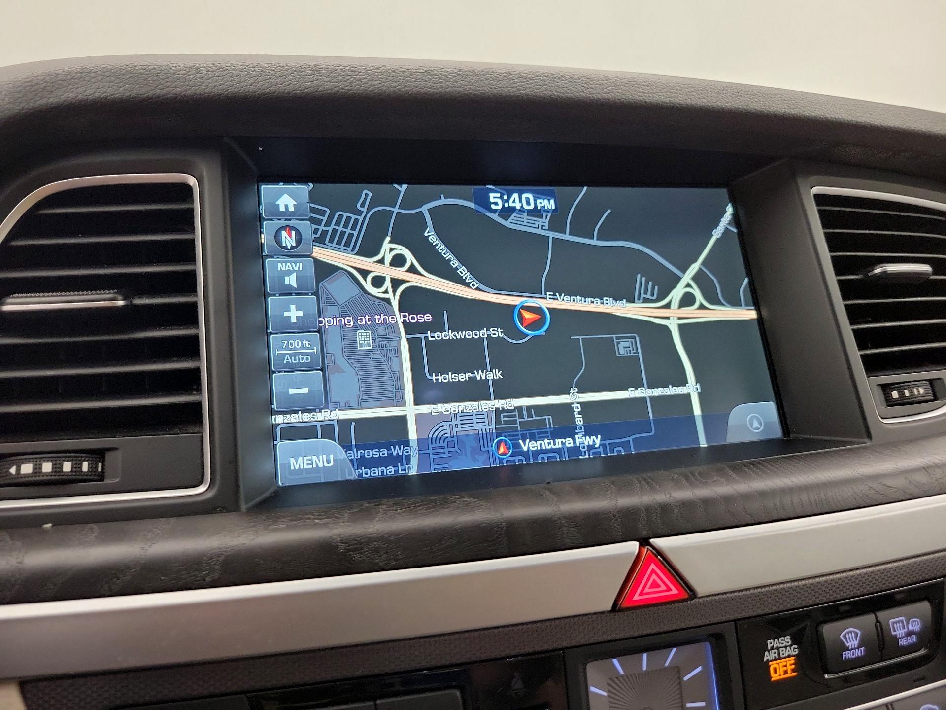 Thumbnail: 2015 Hyundai Genesis - 14