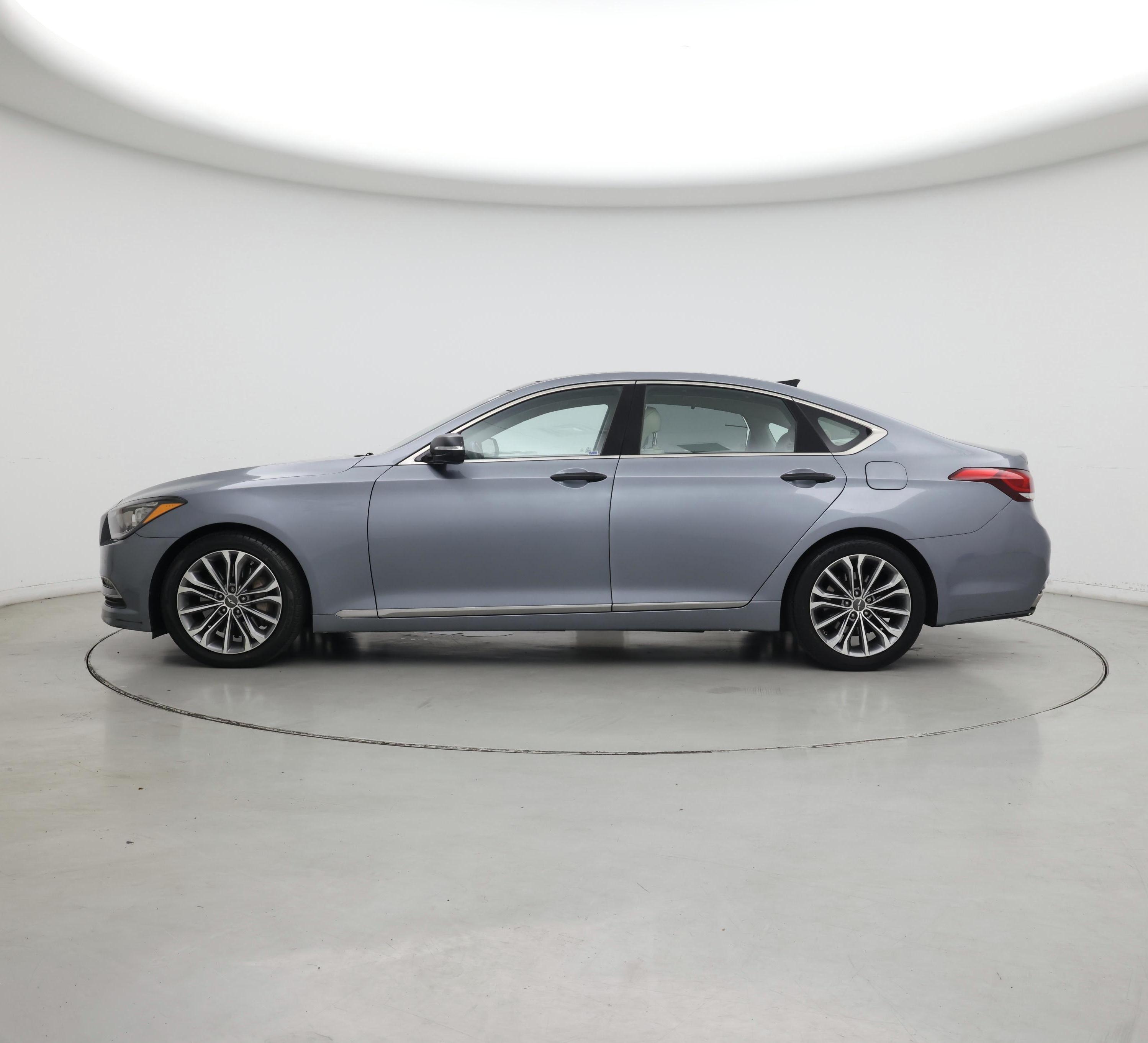 Thumbnail: 2015 Hyundai Genesis - 3