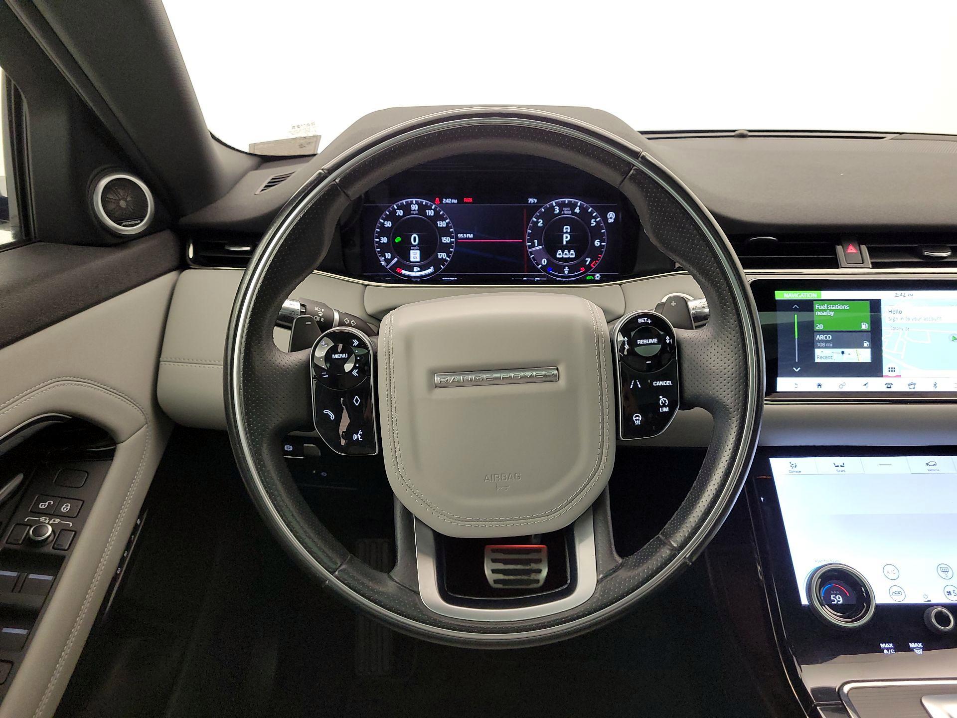 Thumbnail: 2020 Land Rover Range Rover Evoque - 10