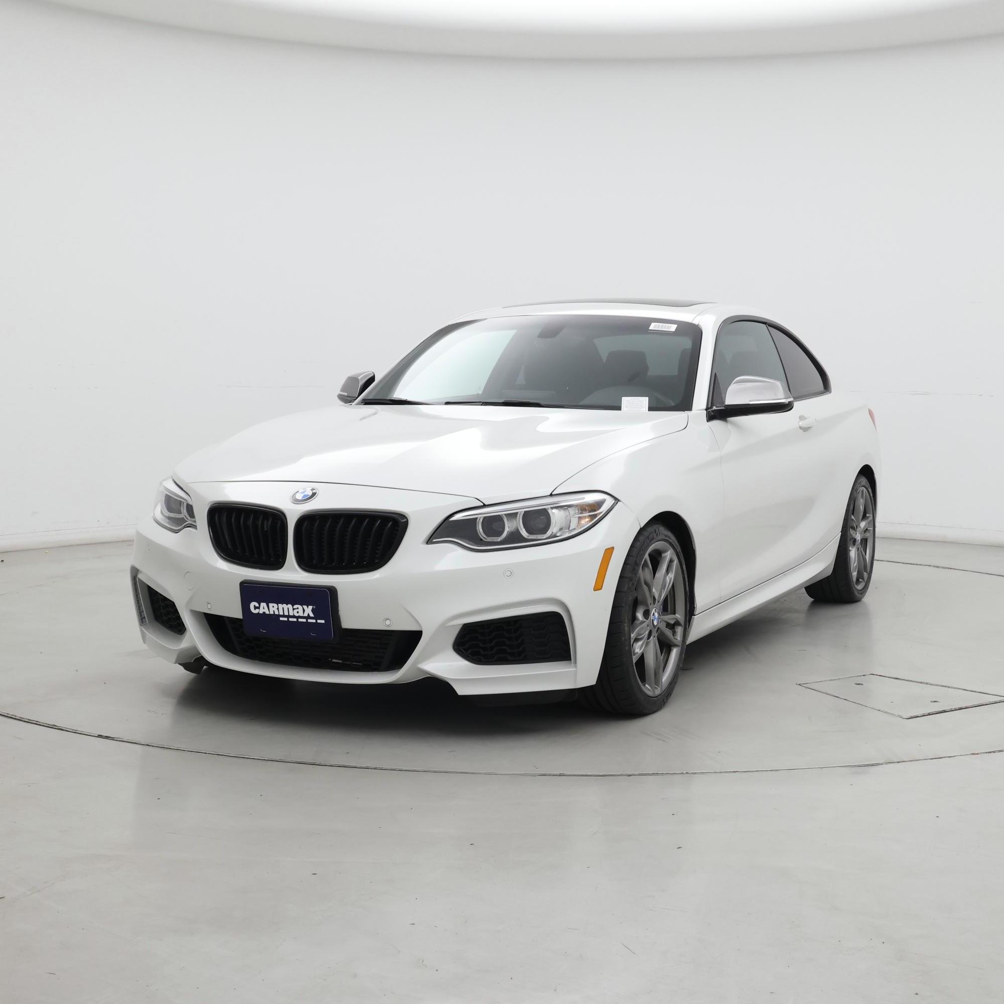 Thumbnail: 2015 BMW 2 Series - 4