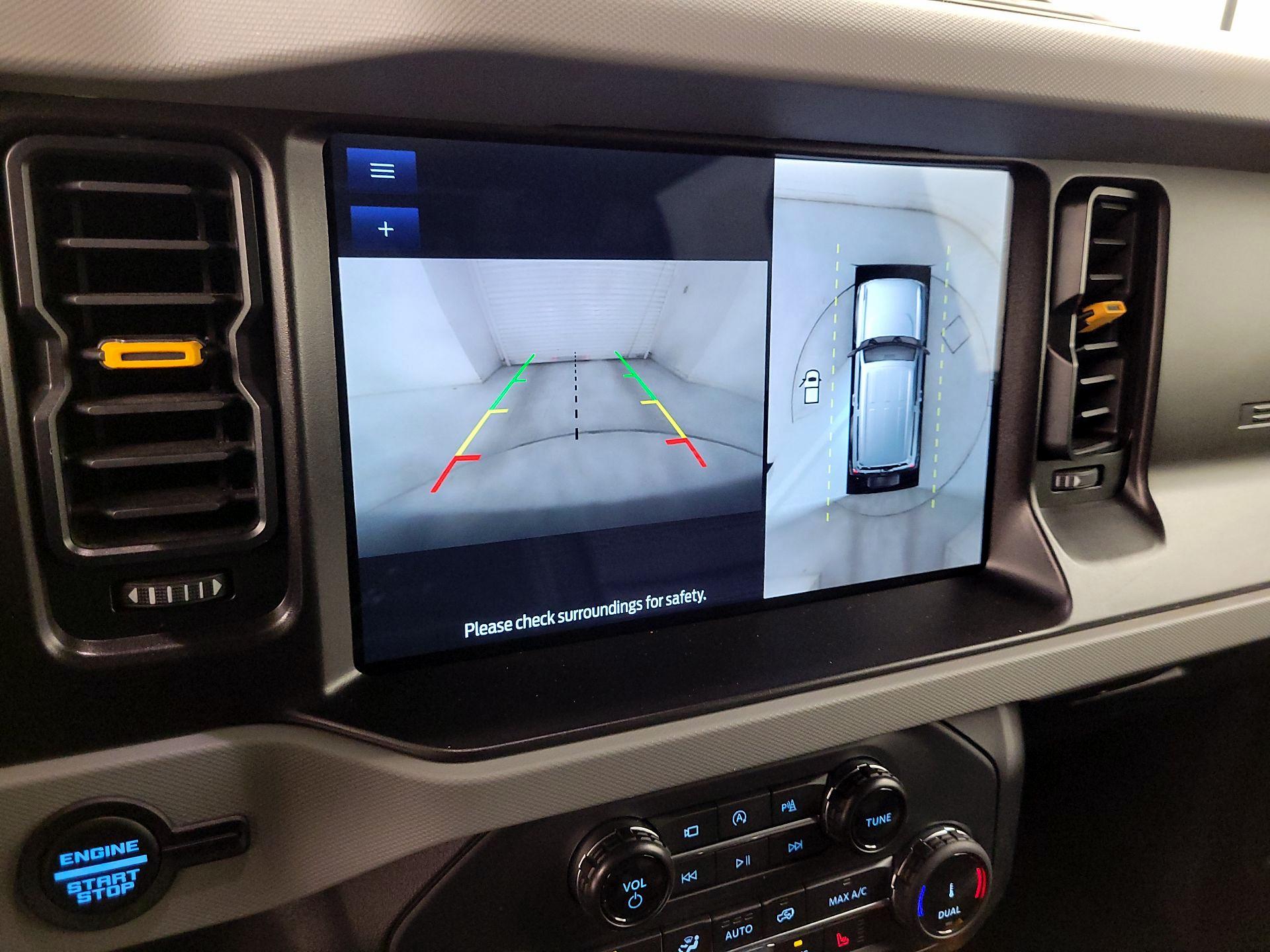 Thumbnail: 2022 Ford Bronco - 15