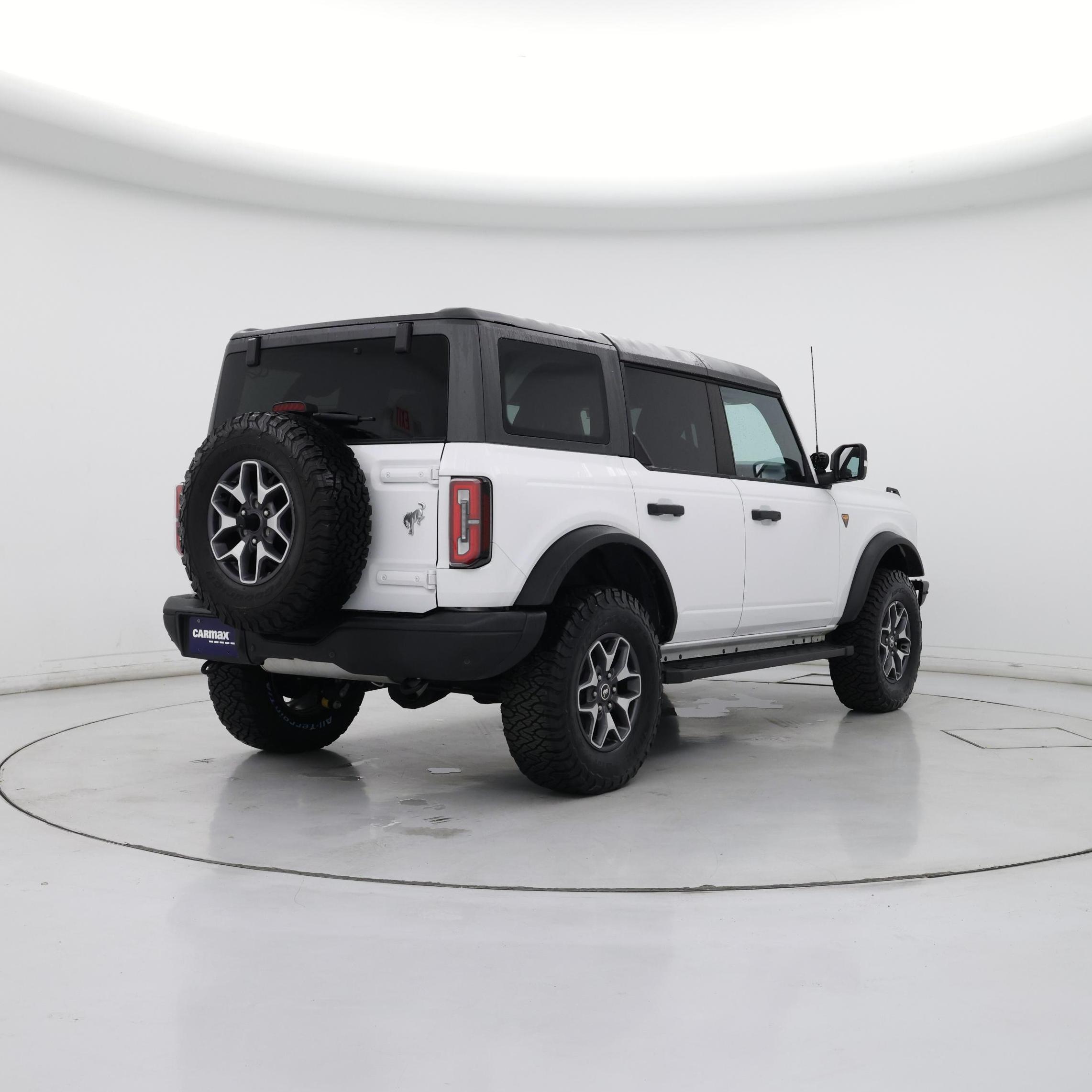 Thumbnail: 2022 Ford Bronco - 8