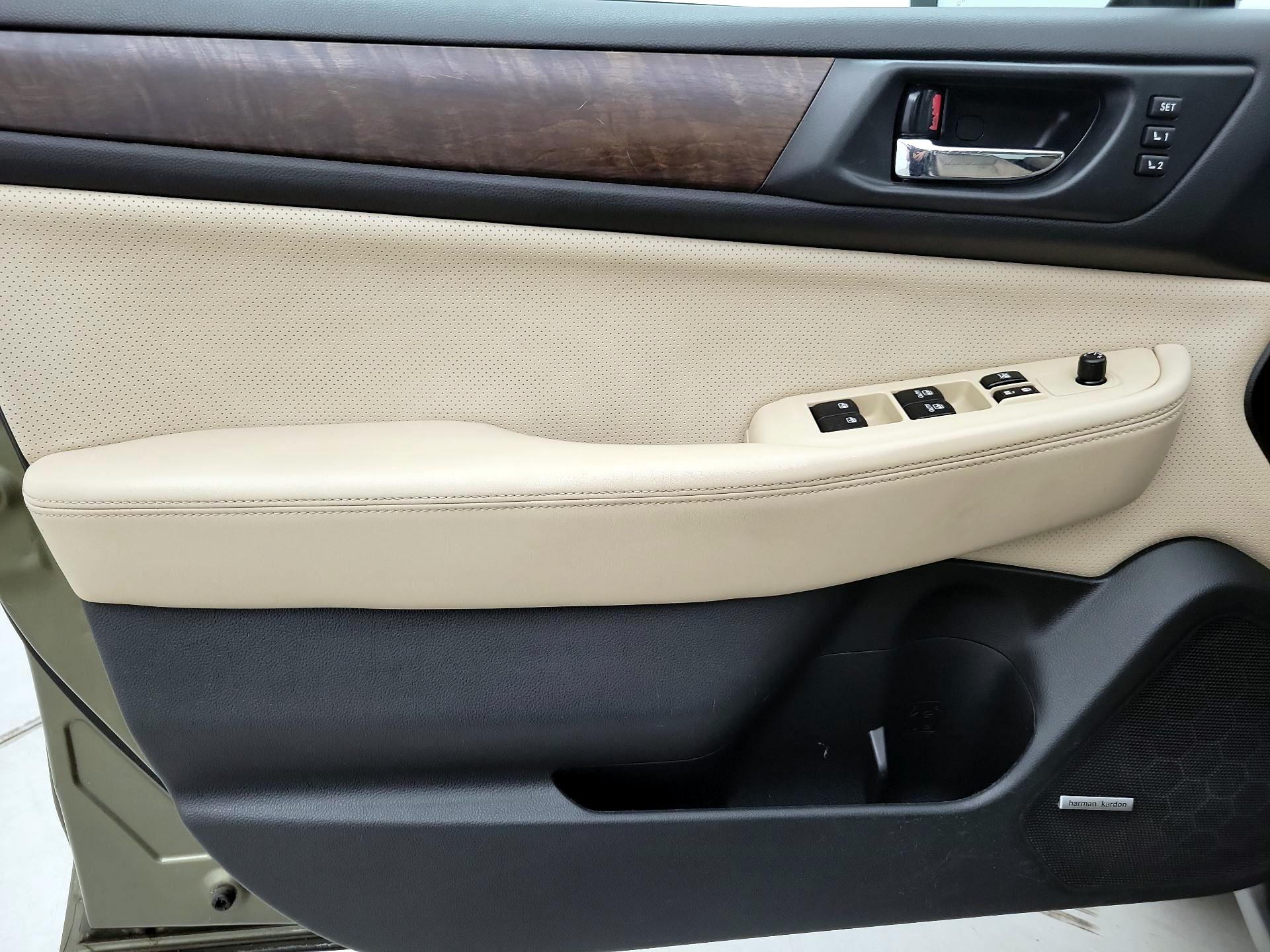 Thumbnail: 2015 Subaru Outback - 12