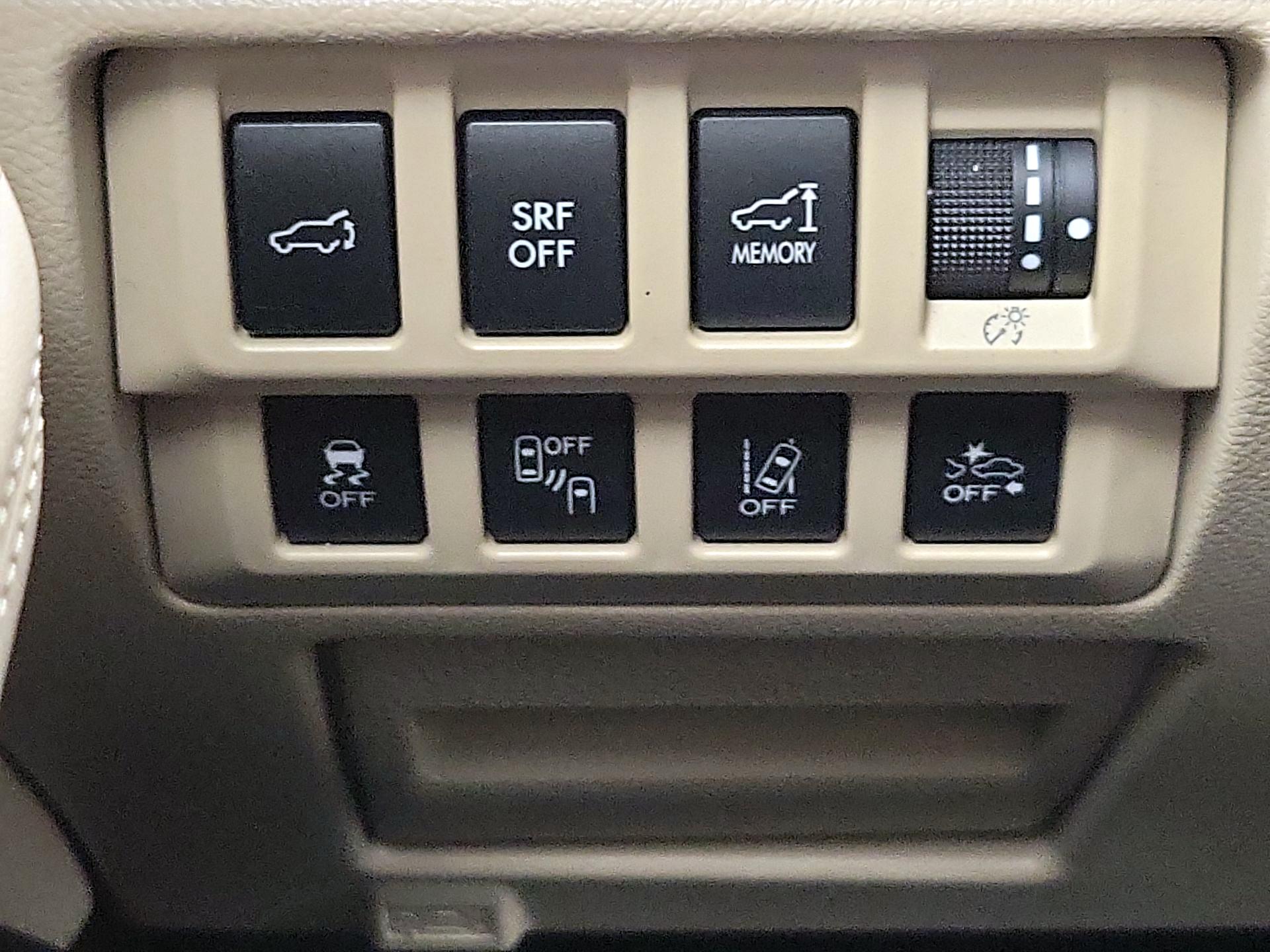 Thumbnail: 2015 Subaru Outback - 13