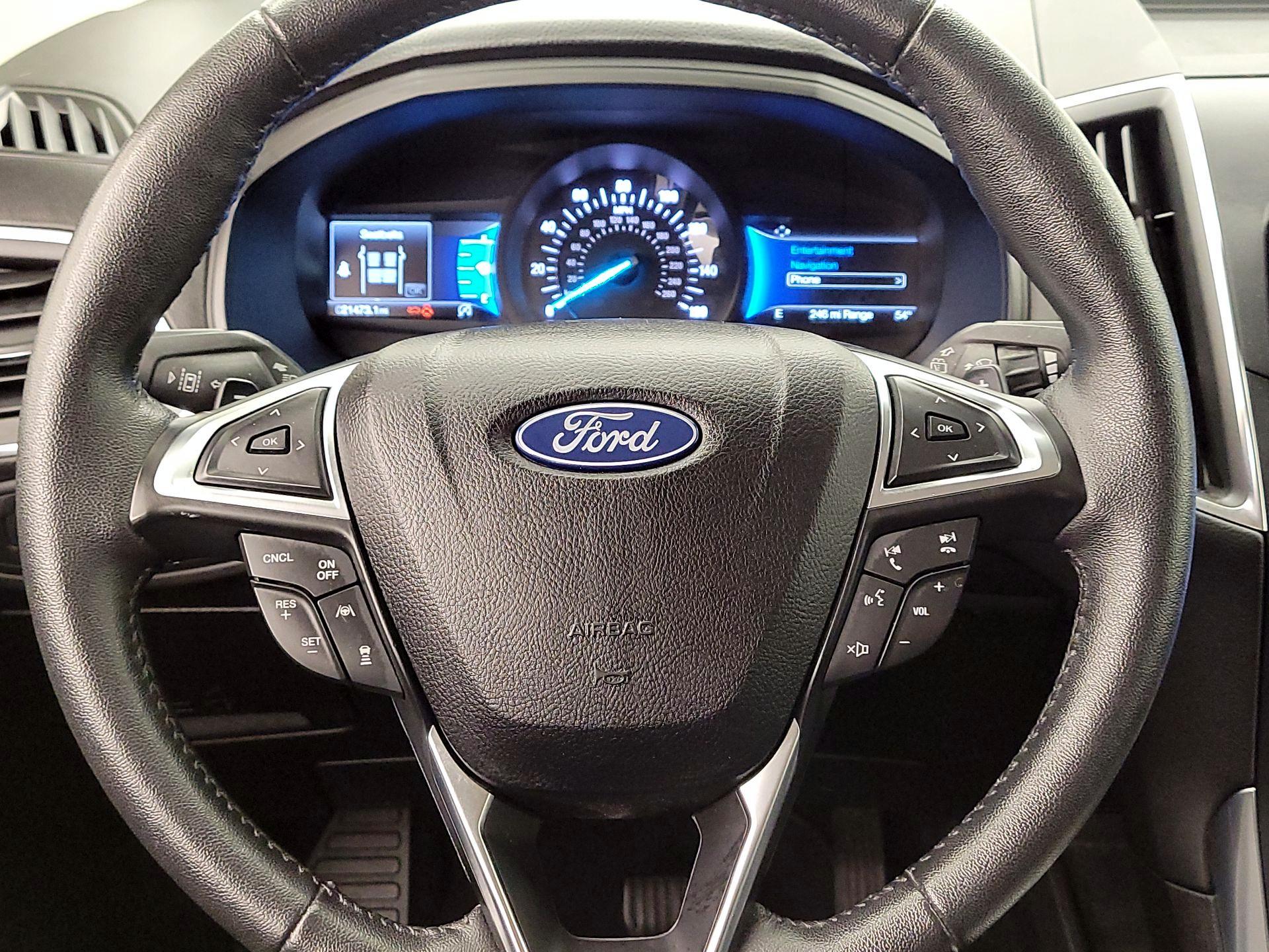 Thumbnail: 2022 Ford Edge - 10