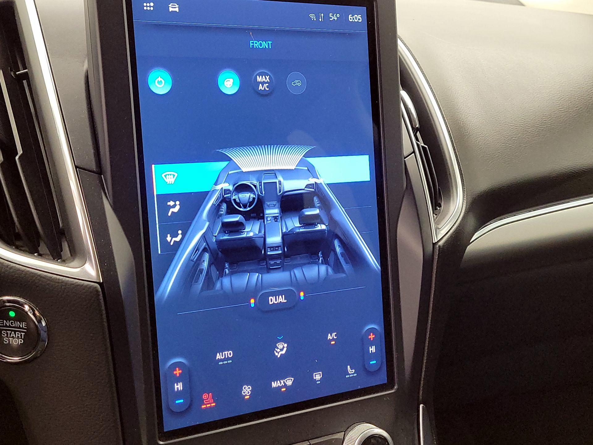 Thumbnail: 2022 Ford Edge - 16