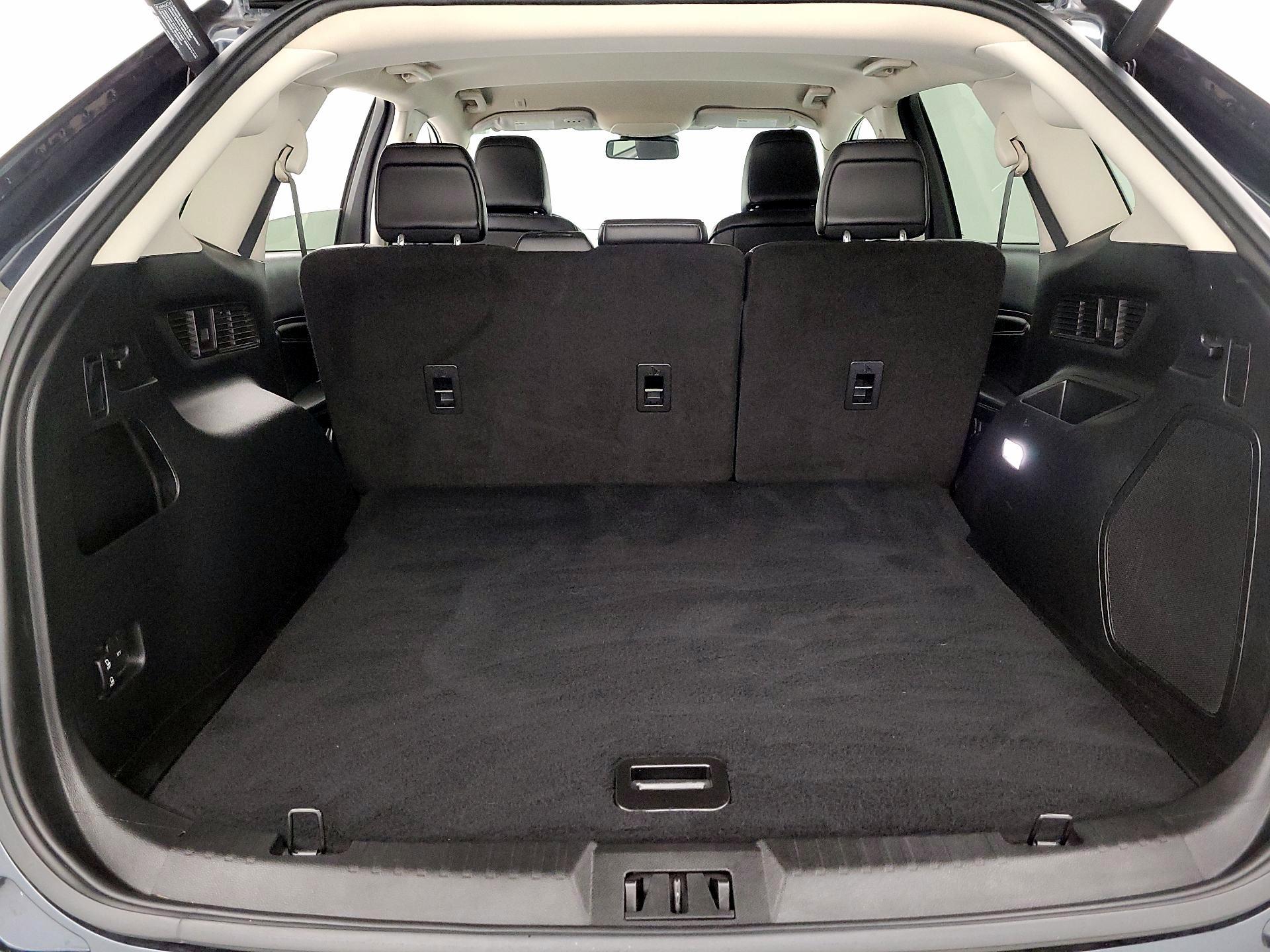 Thumbnail: 2022 Ford Edge - 20