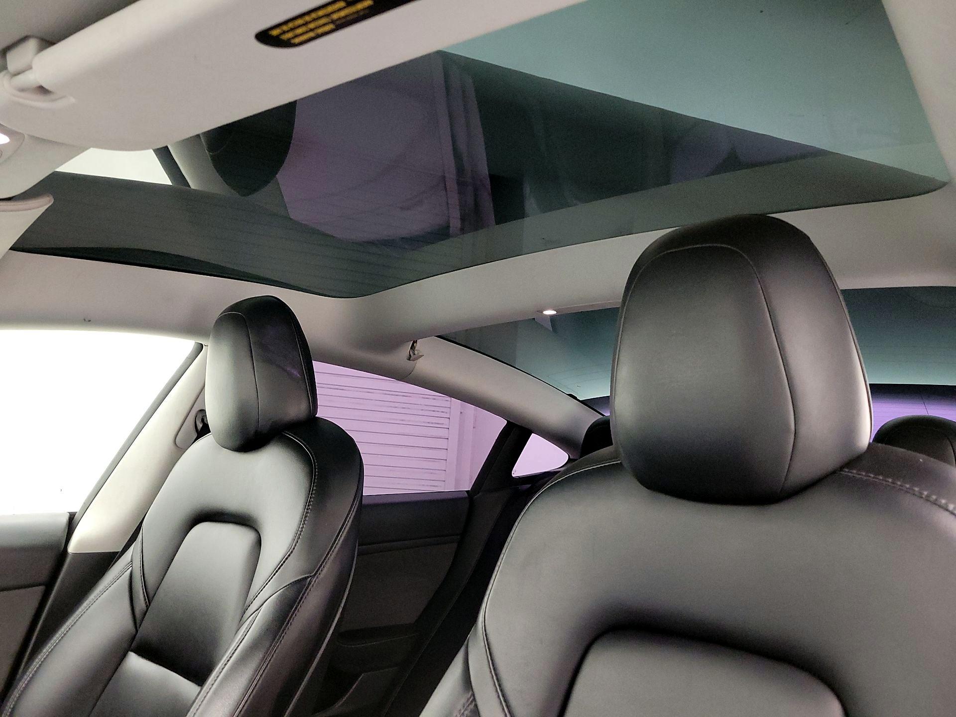 Thumbnail: 2022 Tesla Model 3 - 18