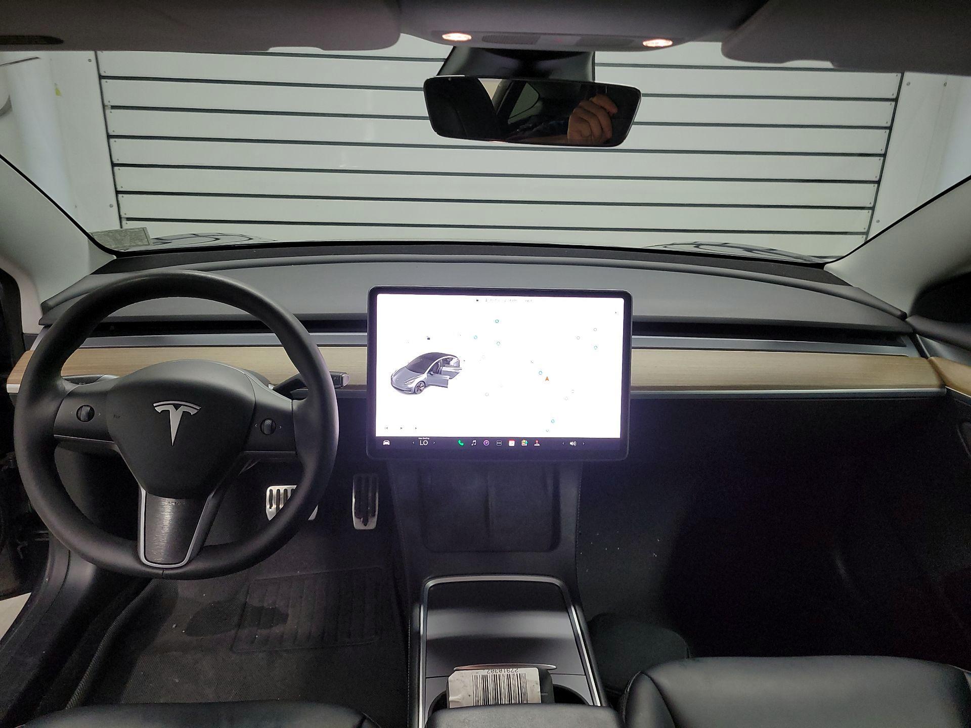 Thumbnail: 2021 Tesla Model 3 - 9