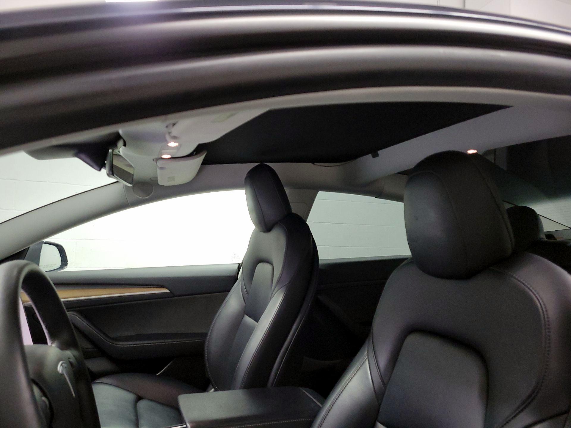 Thumbnail: 2021 Tesla Model 3 - 18