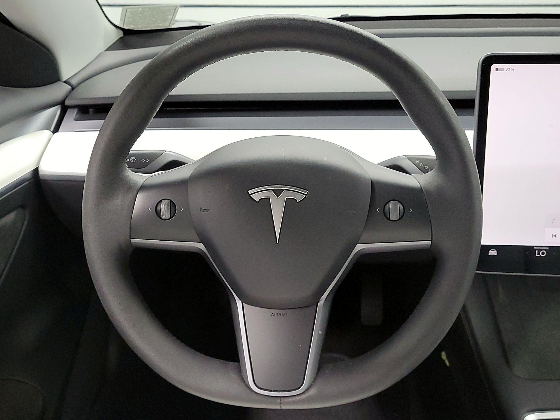 Thumbnail: 2022 Tesla Model 3 - 10