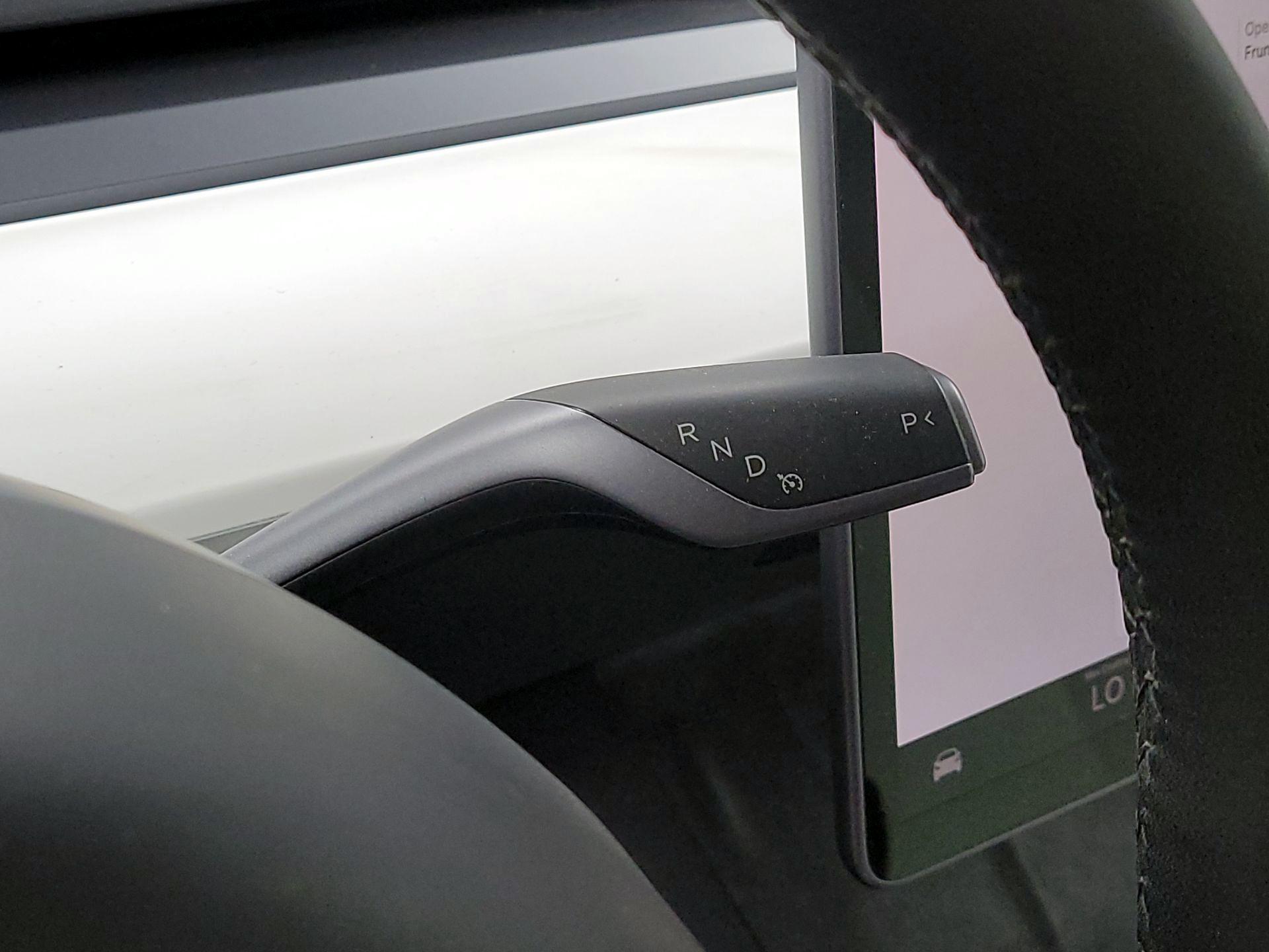 Thumbnail: 2022 Tesla Model 3 - 16