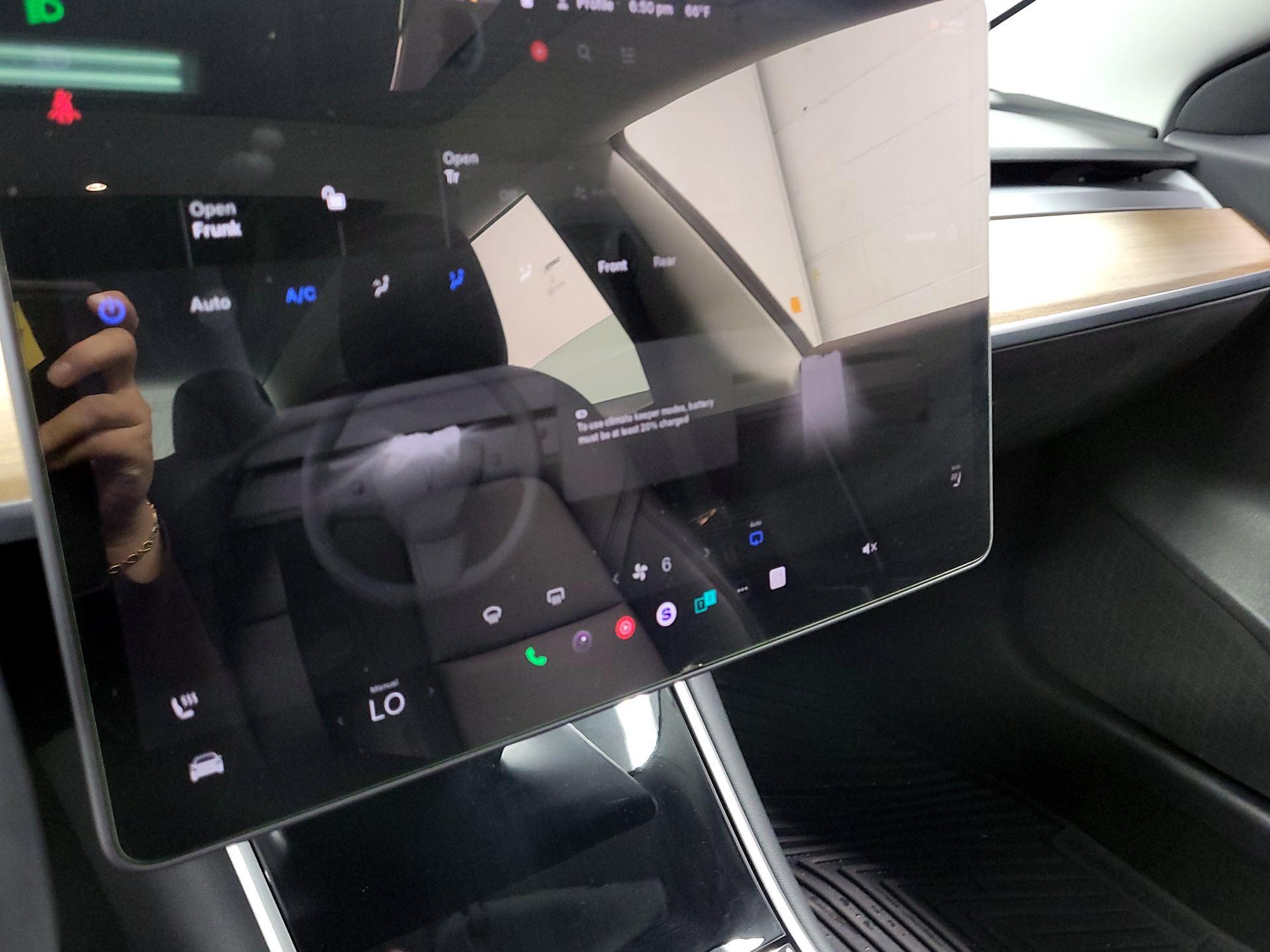 Thumbnail: 2020 Tesla Model 3 - 14