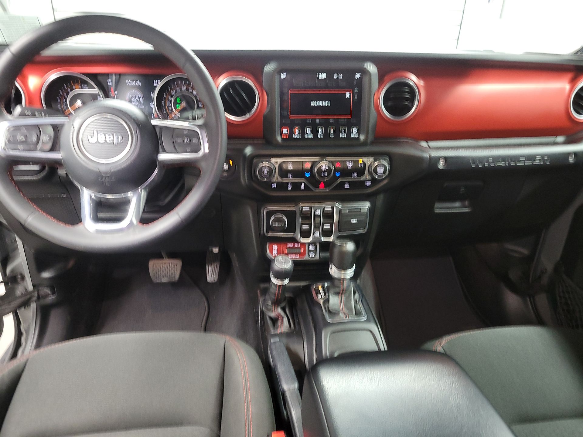 Thumbnail: 2023 Jeep Wrangler - 9