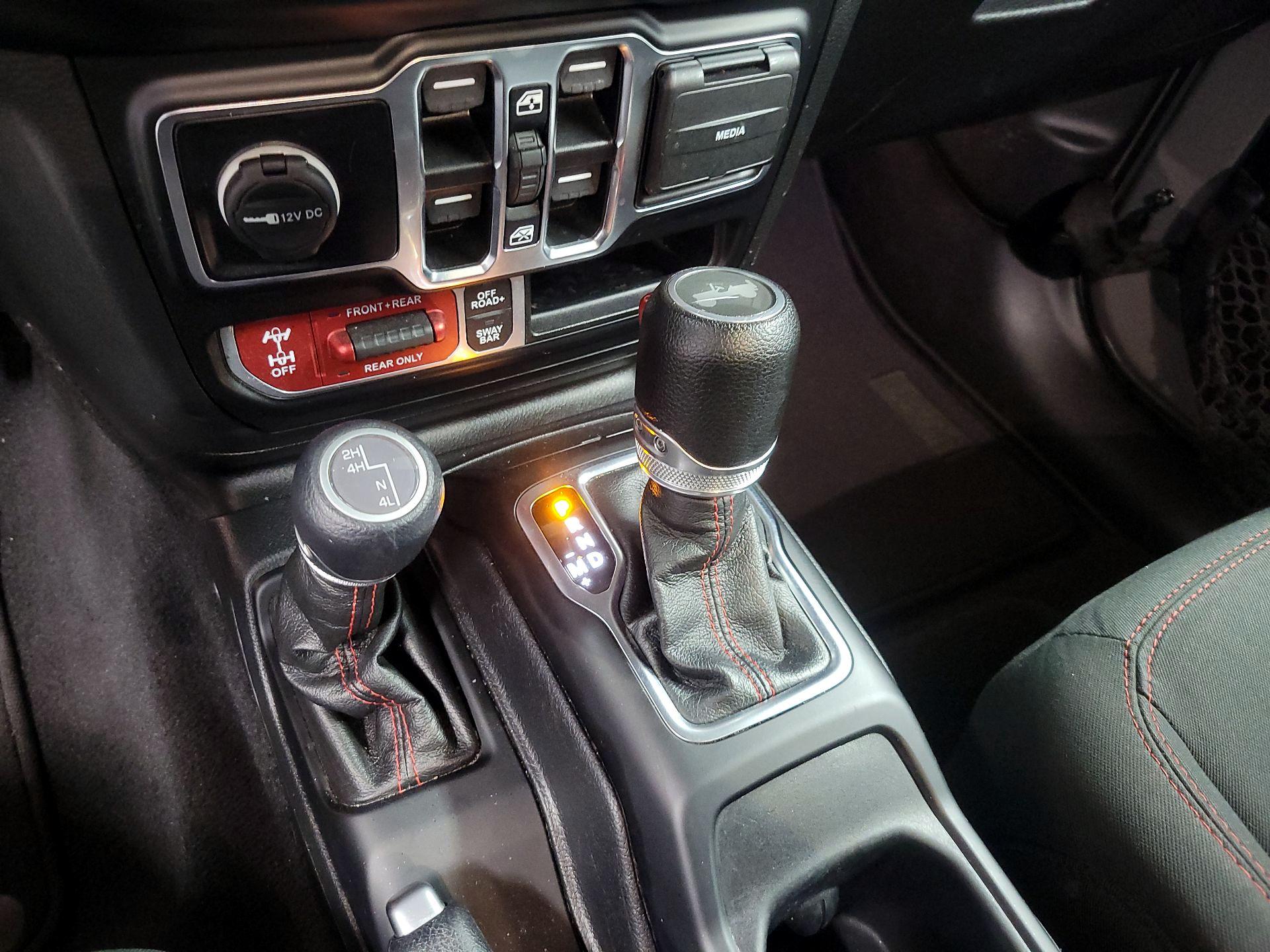 Thumbnail: 2023 Jeep Wrangler - 18