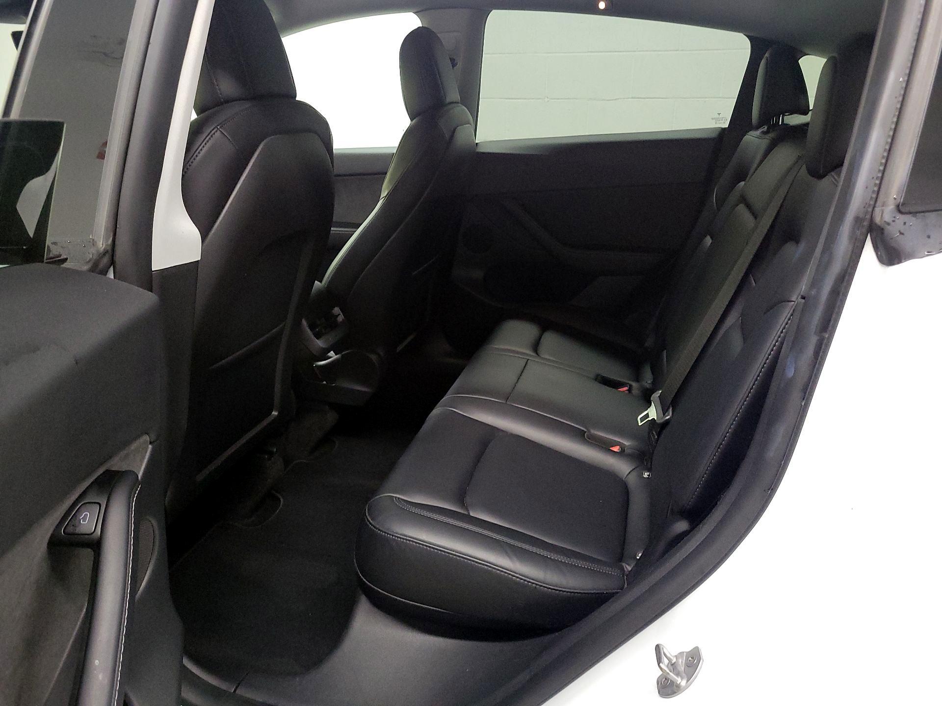 Thumbnail: 2021 Tesla Model Y - 18