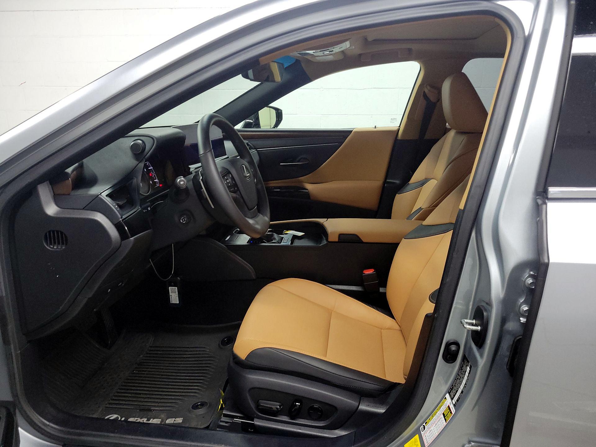 Thumbnail: 2025 Lexus ES - 11