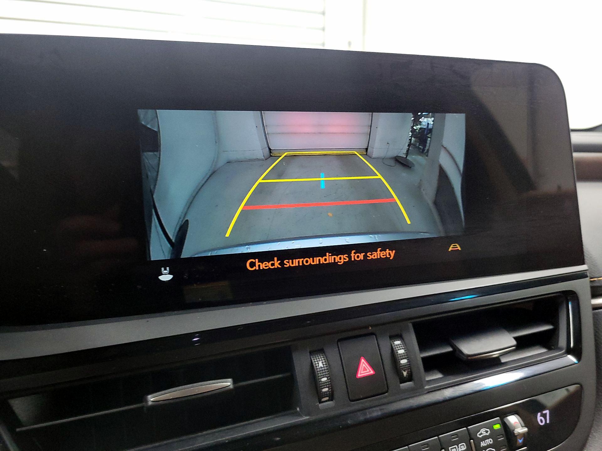 Thumbnail: 2025 Lexus ES - 13