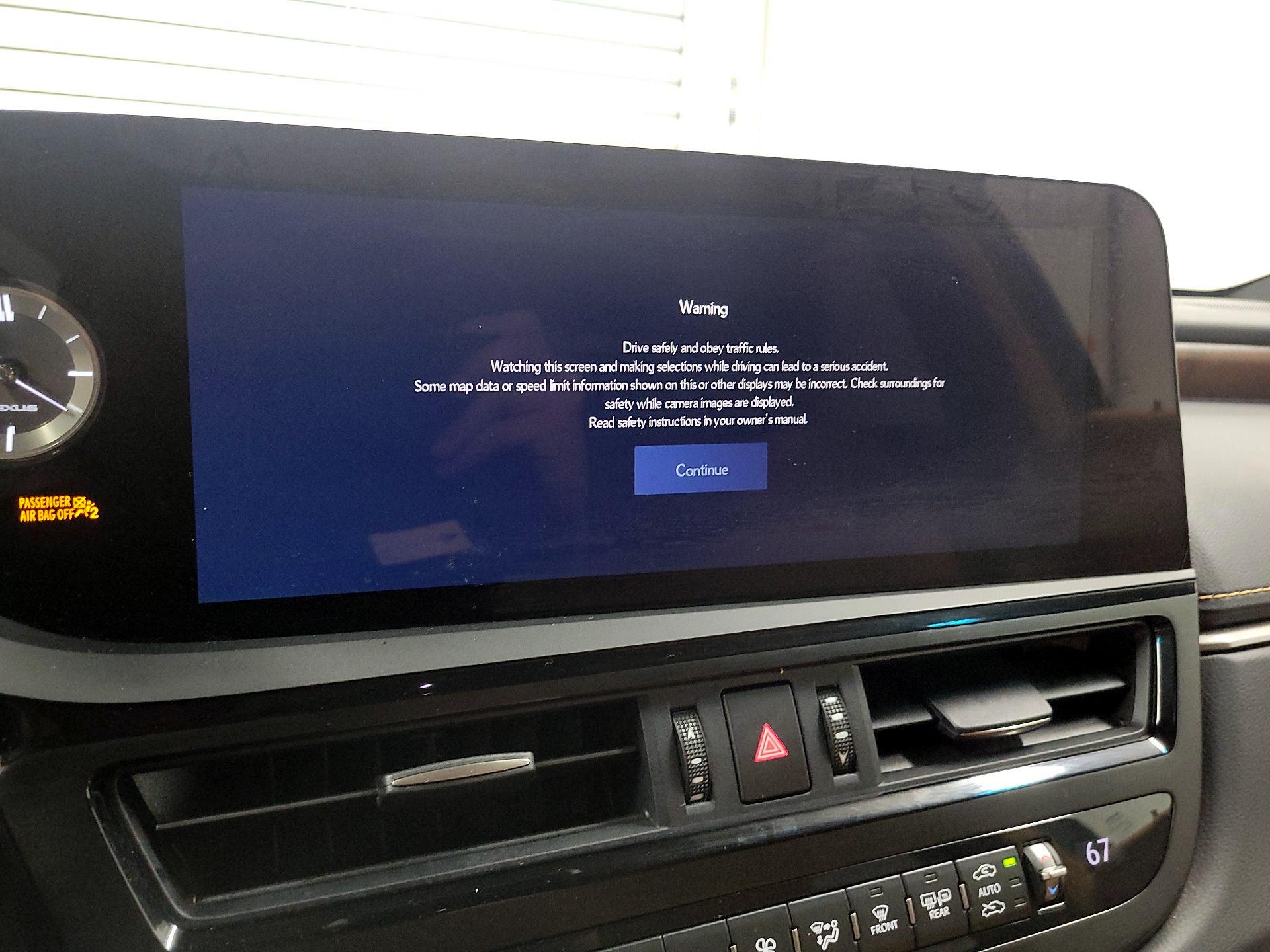 Thumbnail: 2025 Lexus ES - 14