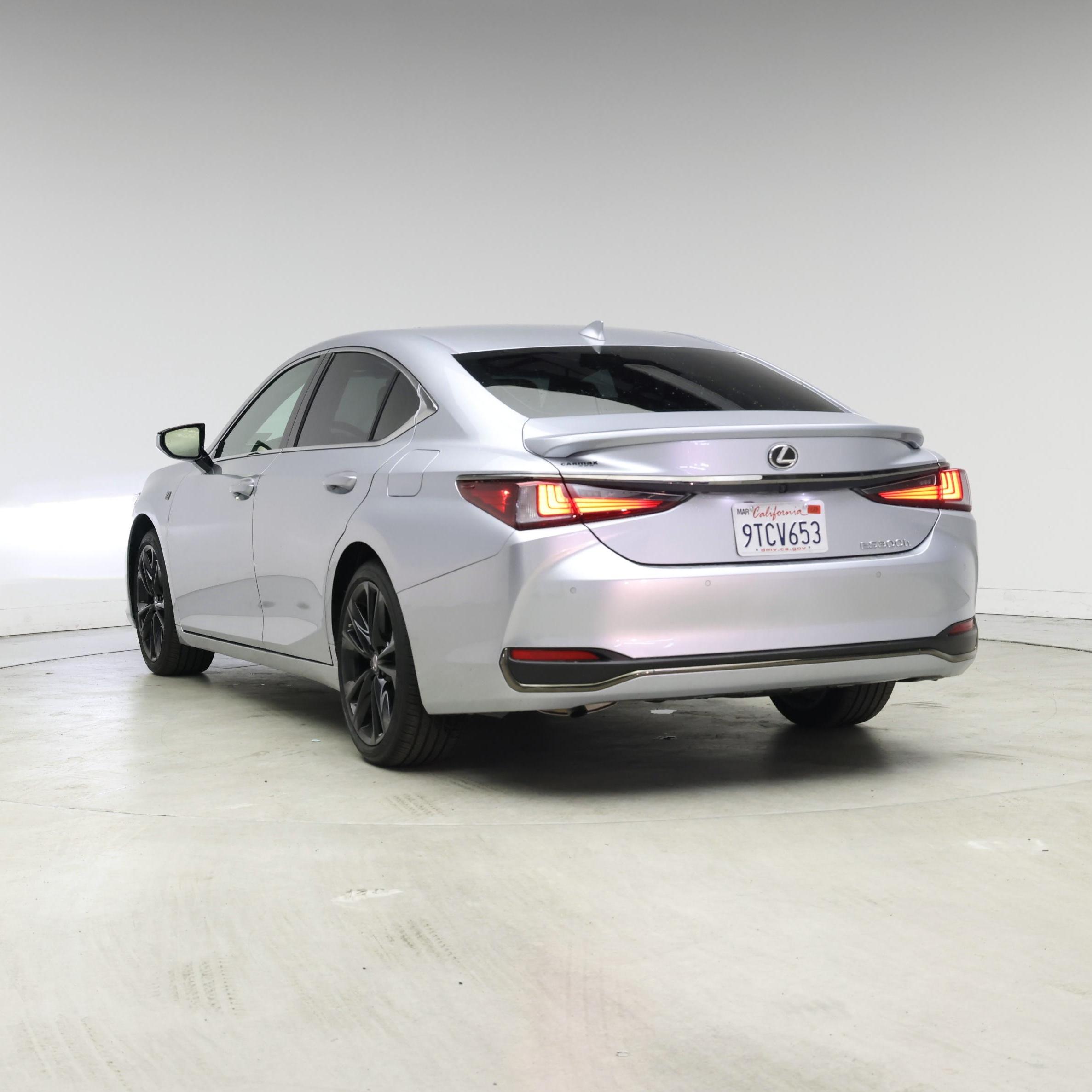 Thumbnail: 2025 Lexus ES - 2