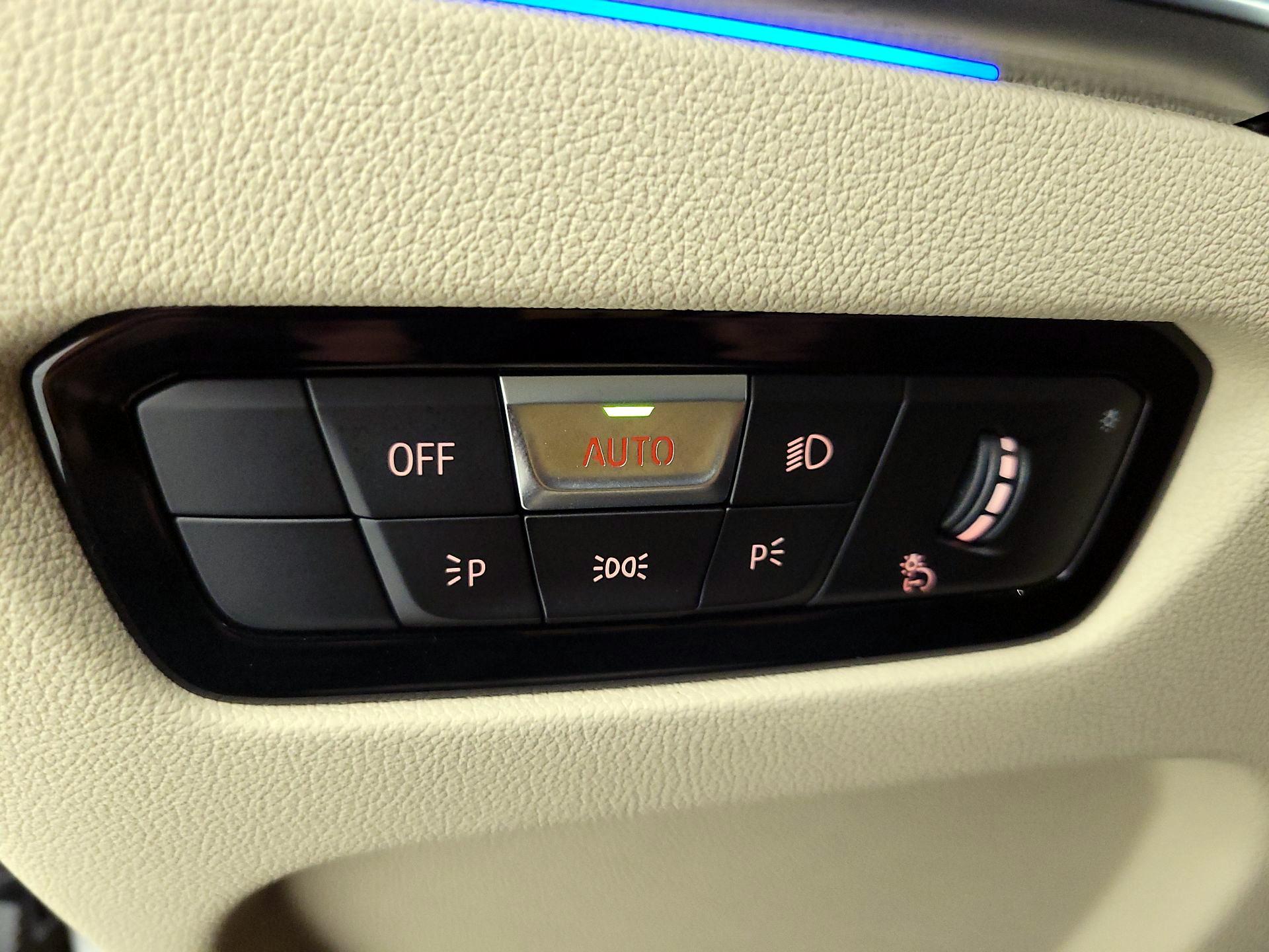 Thumbnail: 2022 BMW 4 Series - 13