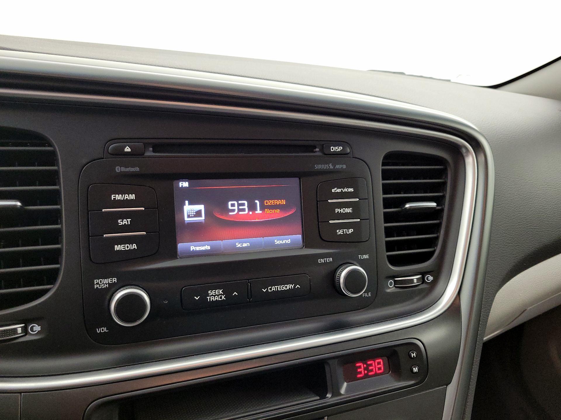 Thumbnail: 2015 Kia Optima - 15