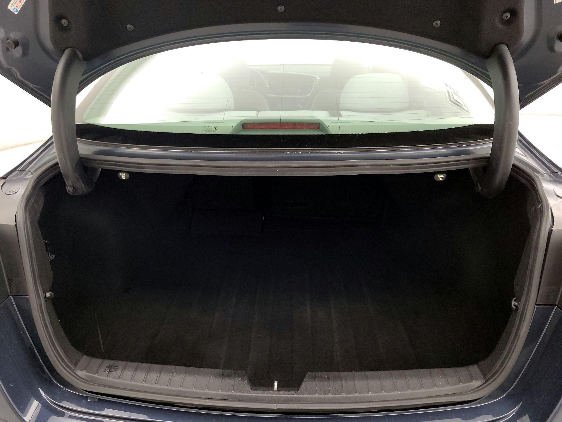 Thumbnail: 2015 Kia Optima - 19