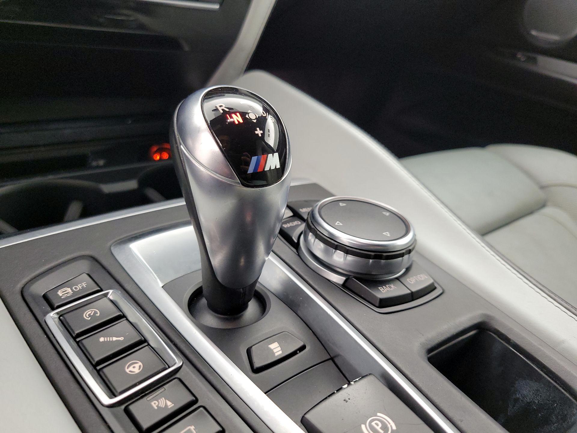 Thumbnail: 2016 BMW X6 - 18