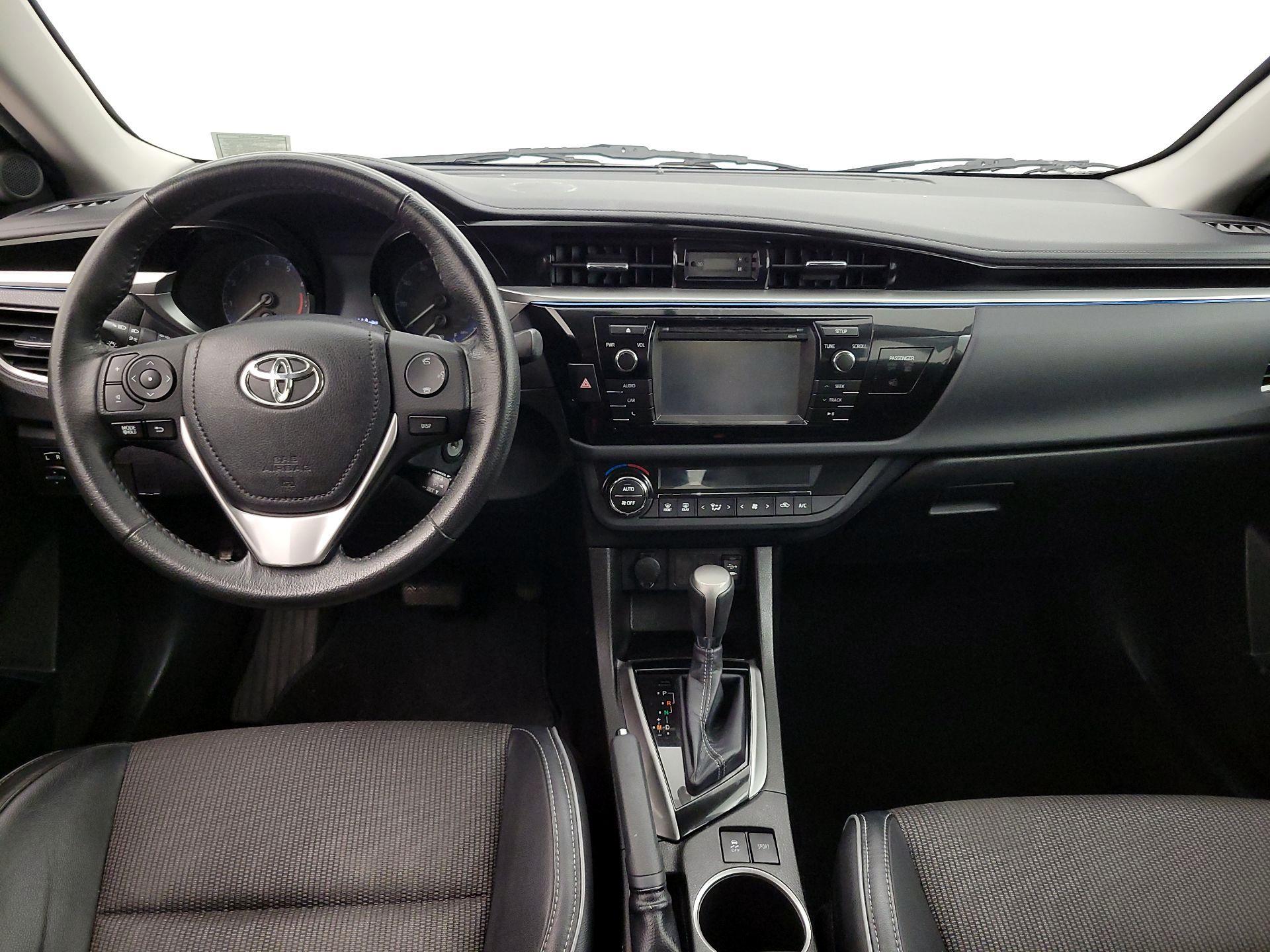 Thumbnail: 2015 Toyota Corolla - 9