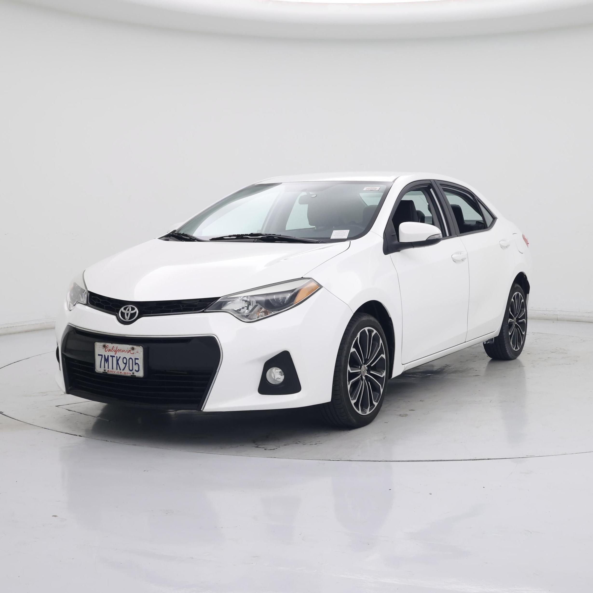Thumbnail: 2015 Toyota Corolla - 4