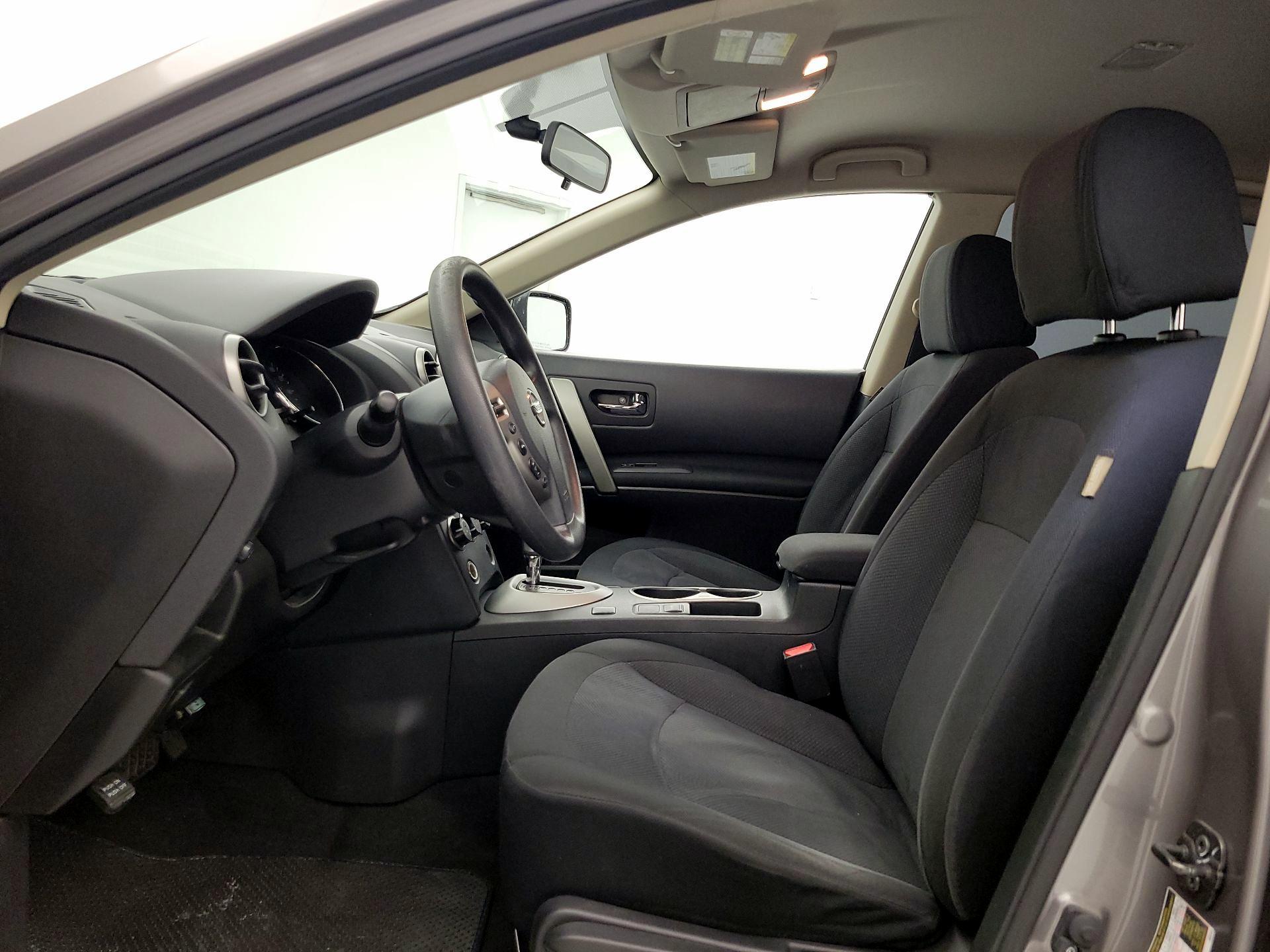 Thumbnail: 2015 Nissan Rogue - 11