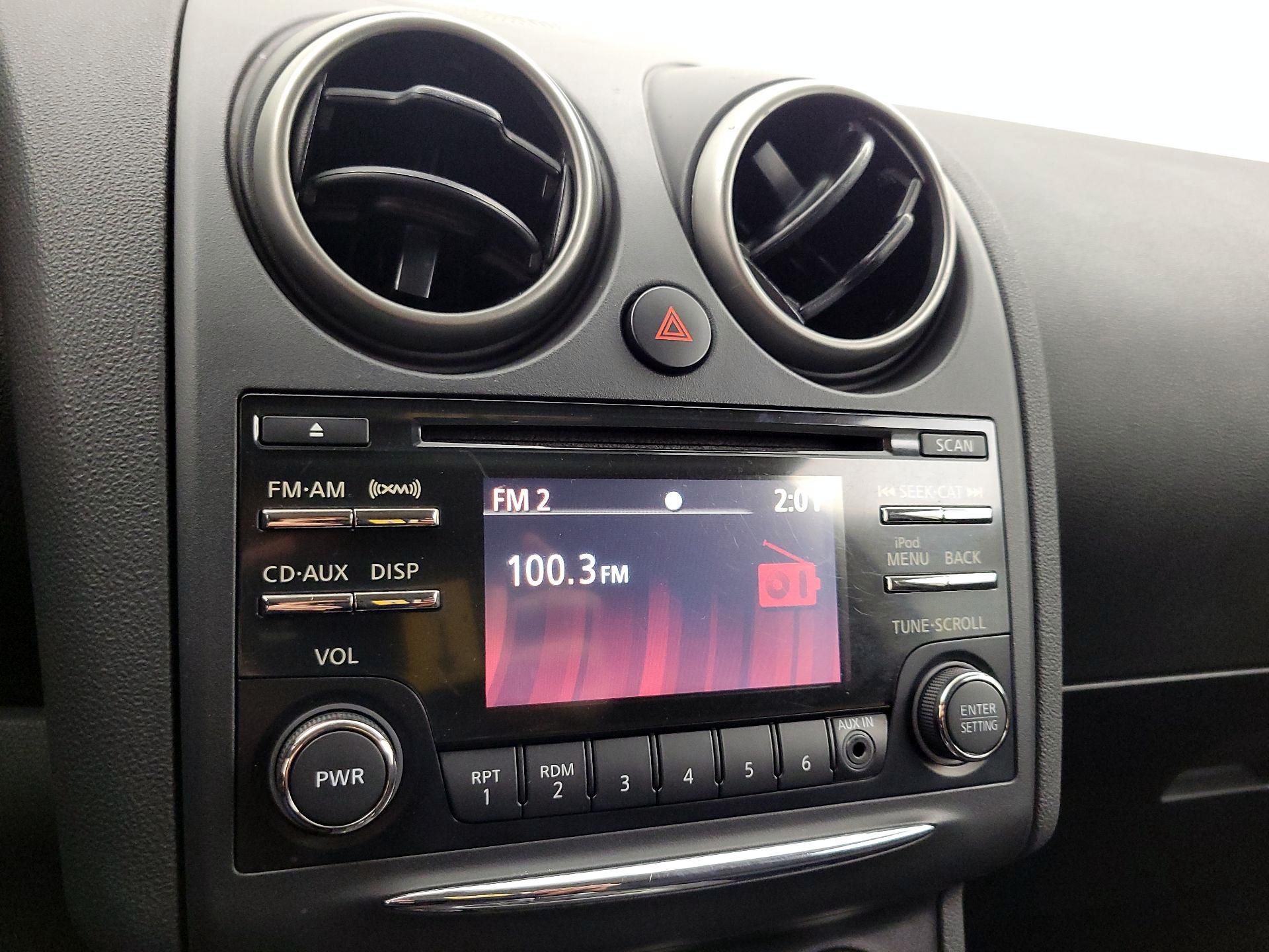 Thumbnail: 2015 Nissan Rogue - 15