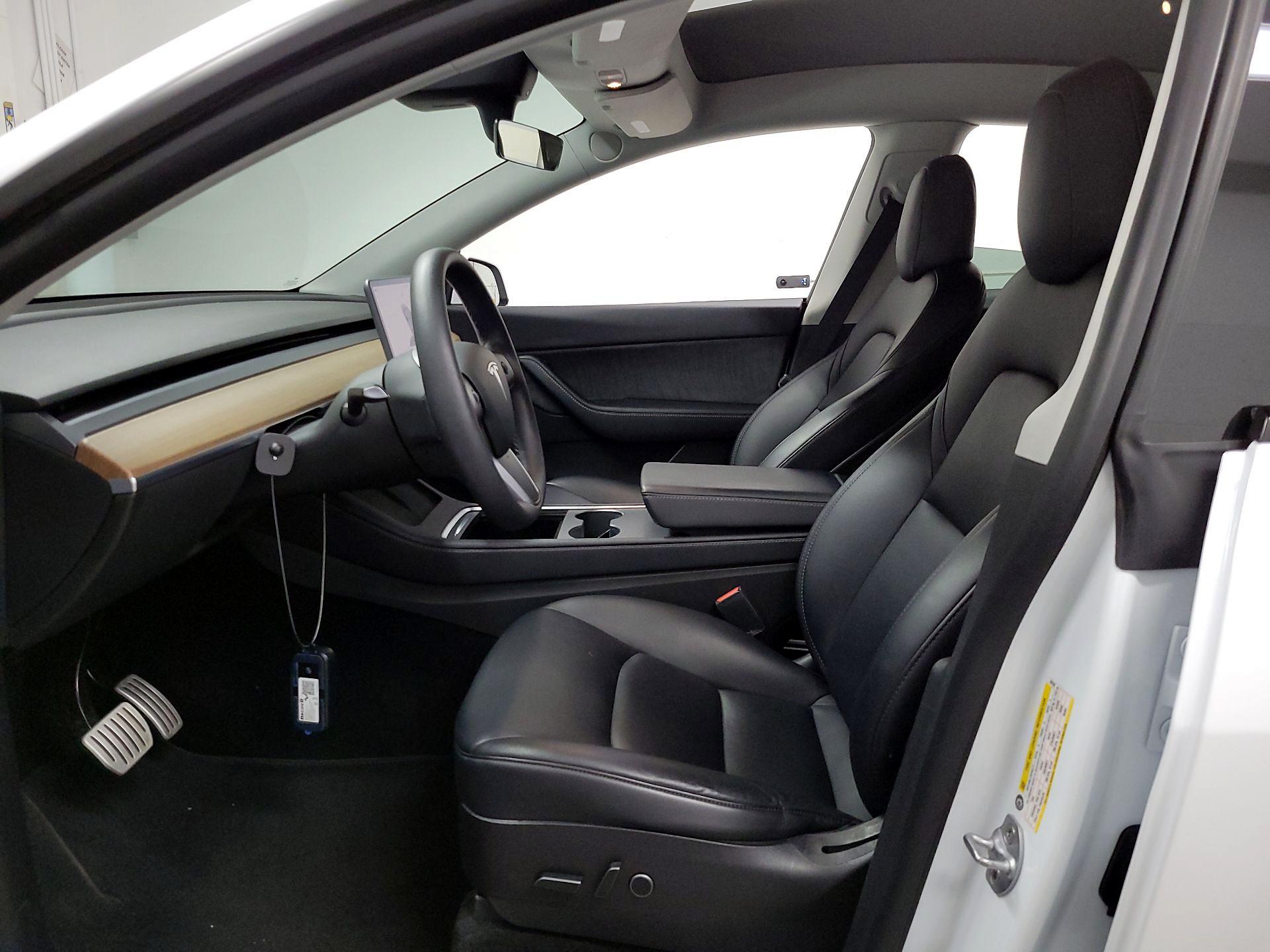 Thumbnail: 2022 Tesla Model Y - 11