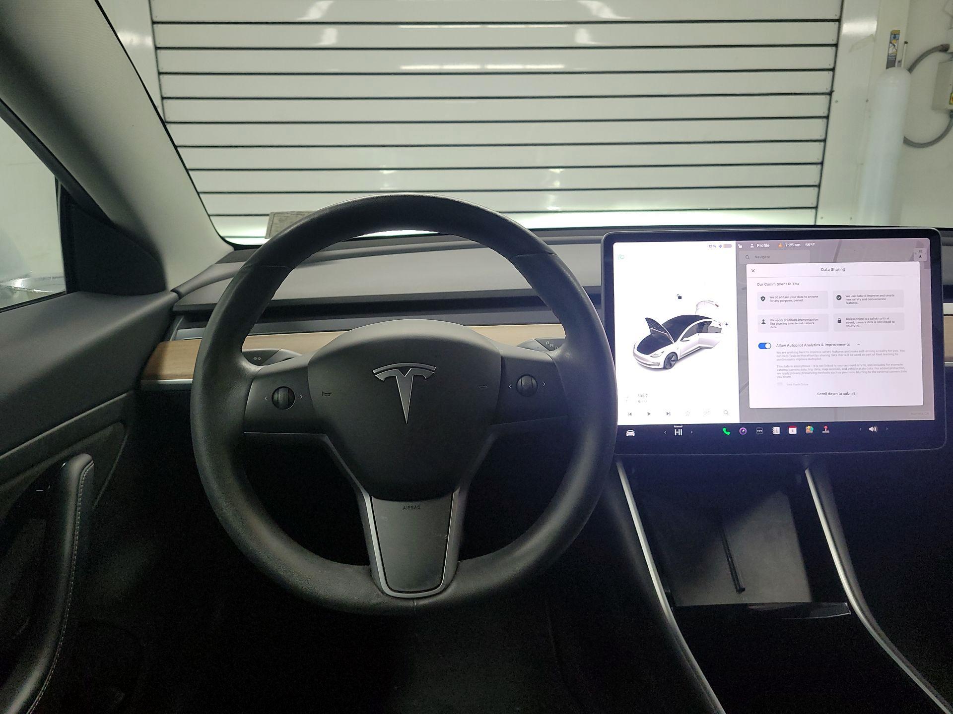 Thumbnail: 2020 Tesla Model 3 - 10