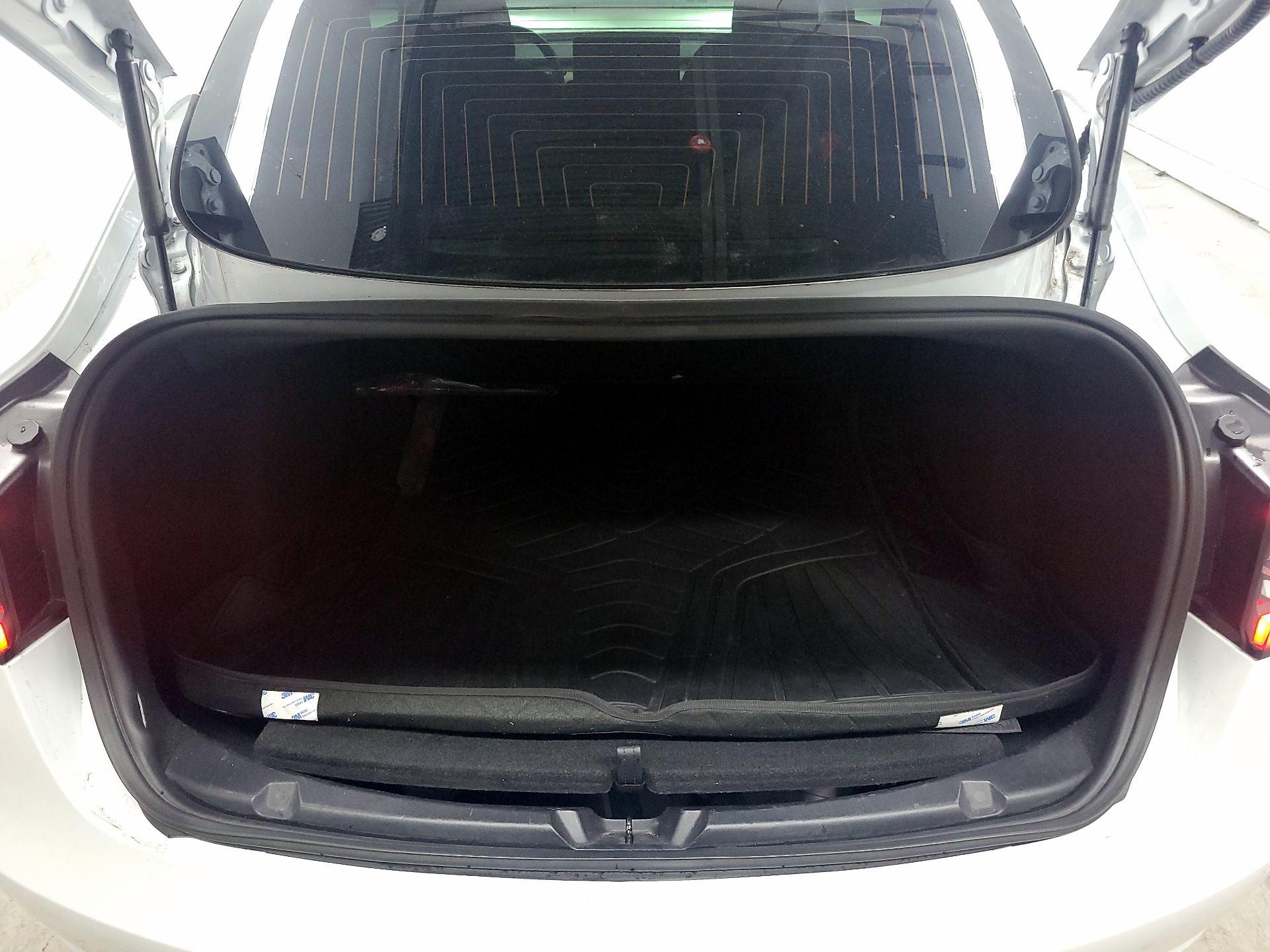 Thumbnail: 2020 Tesla Model 3 - 19