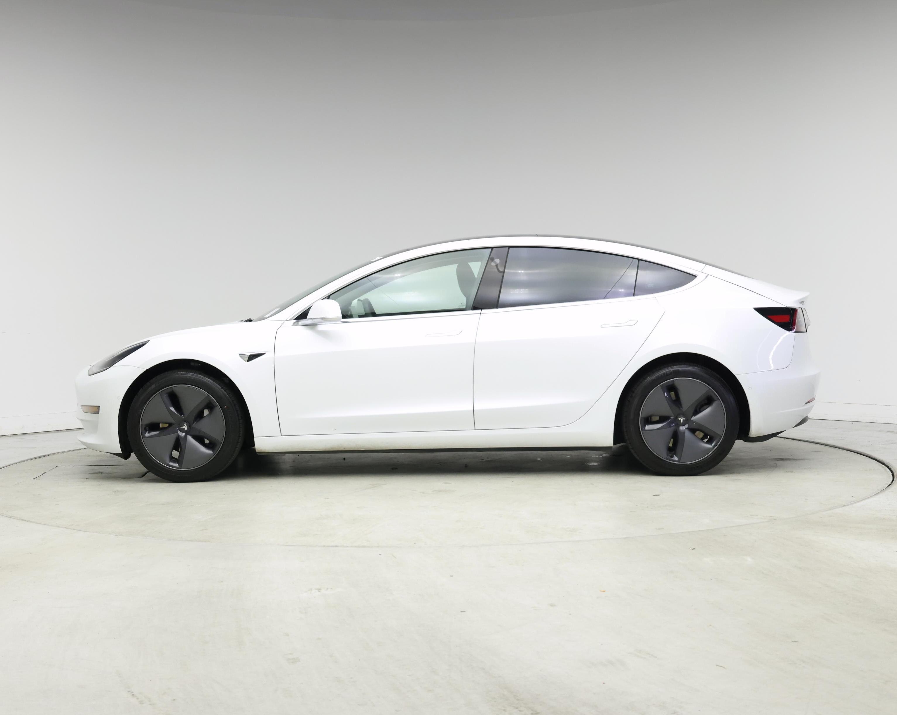 Thumbnail: 2020 Tesla Model 3 - 3