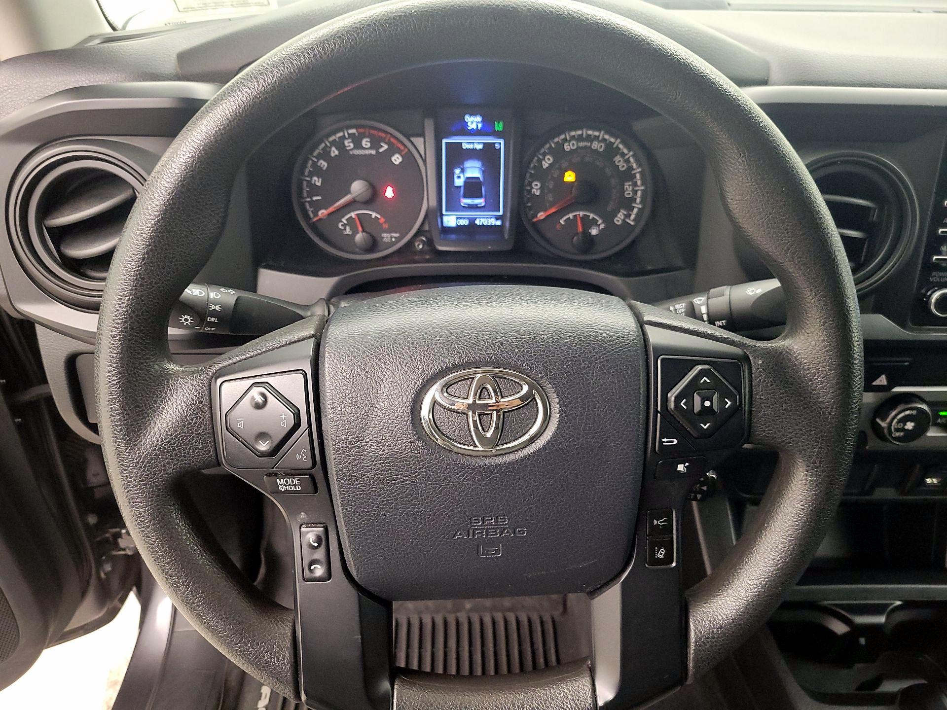 Thumbnail: 2020 Toyota Tacoma - 10