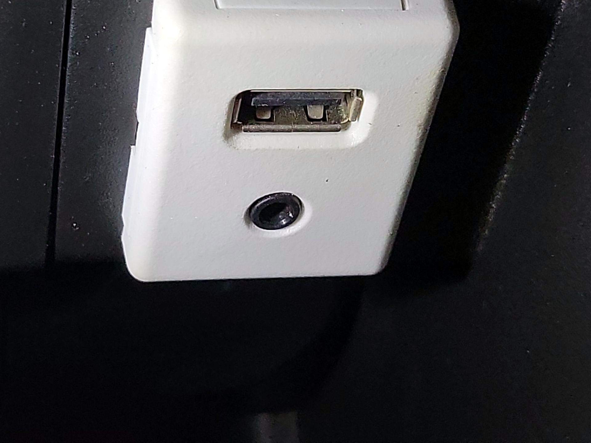 Thumbnail: 2016 GMC Terrain - 17