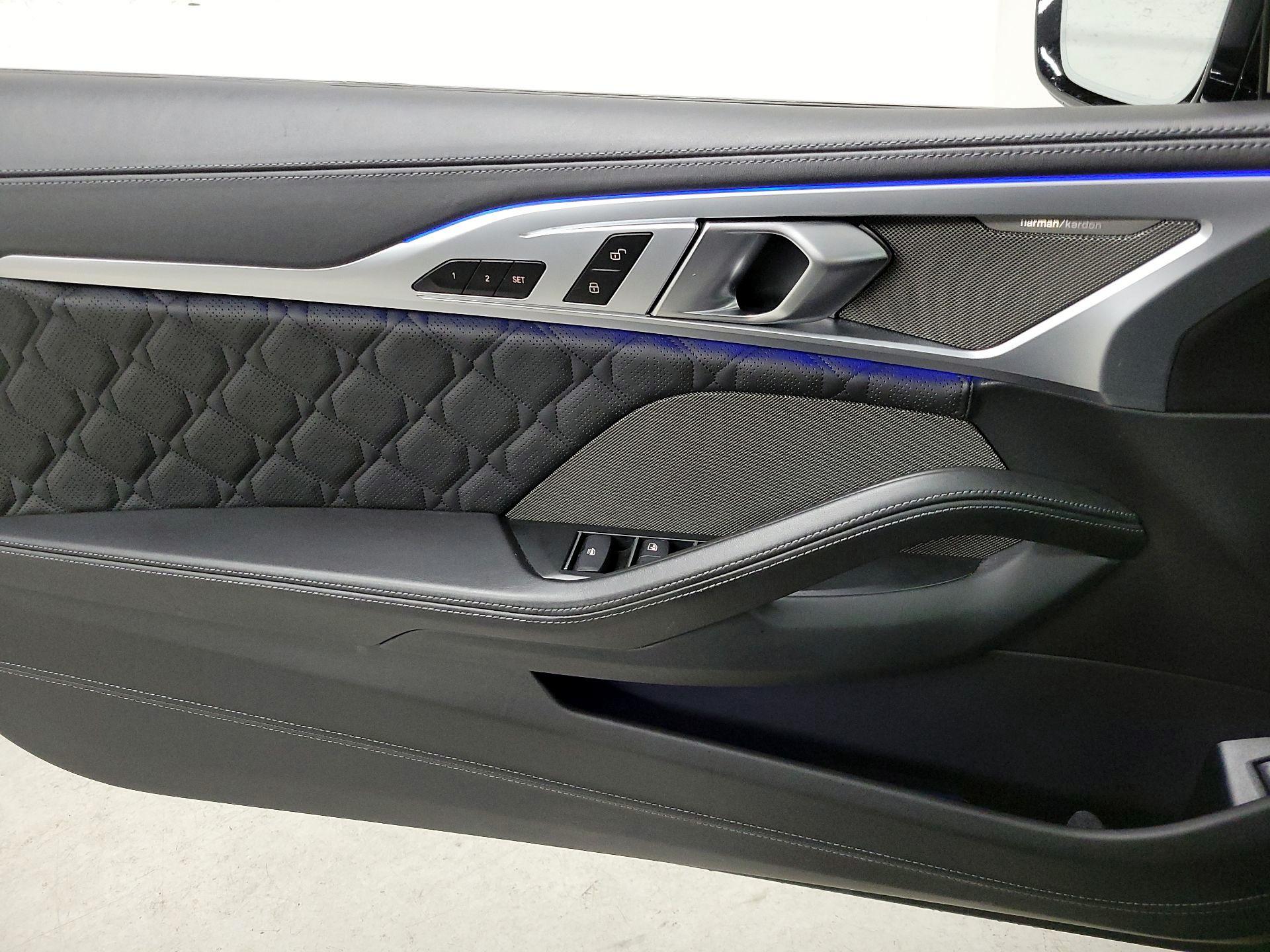 Thumbnail: 2022 BMW M8 - 12