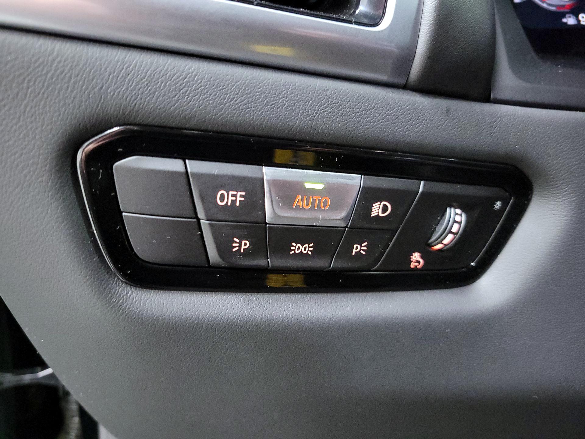 Thumbnail: 2022 BMW M8 - 13