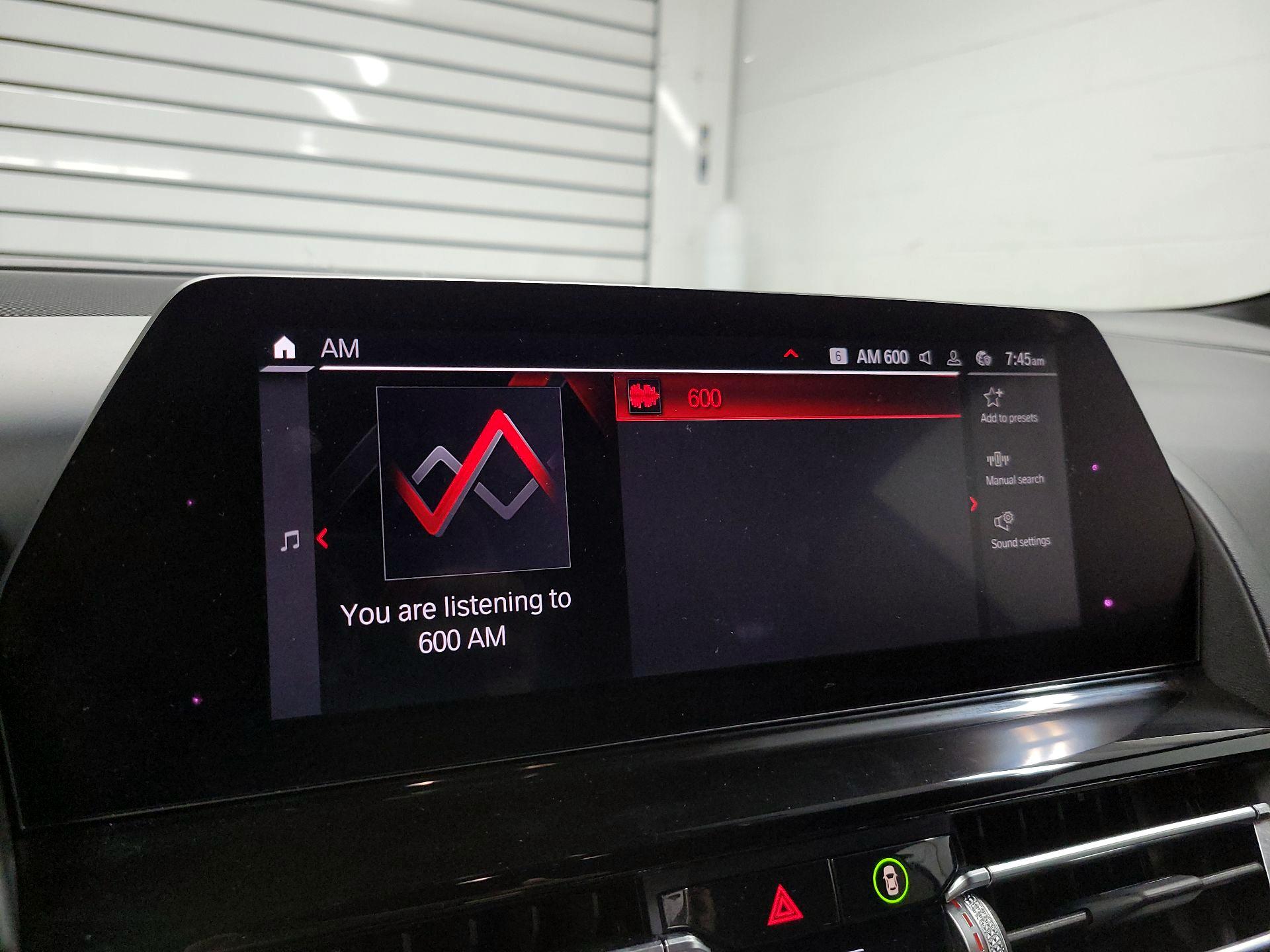 Thumbnail: 2022 BMW M8 - 16