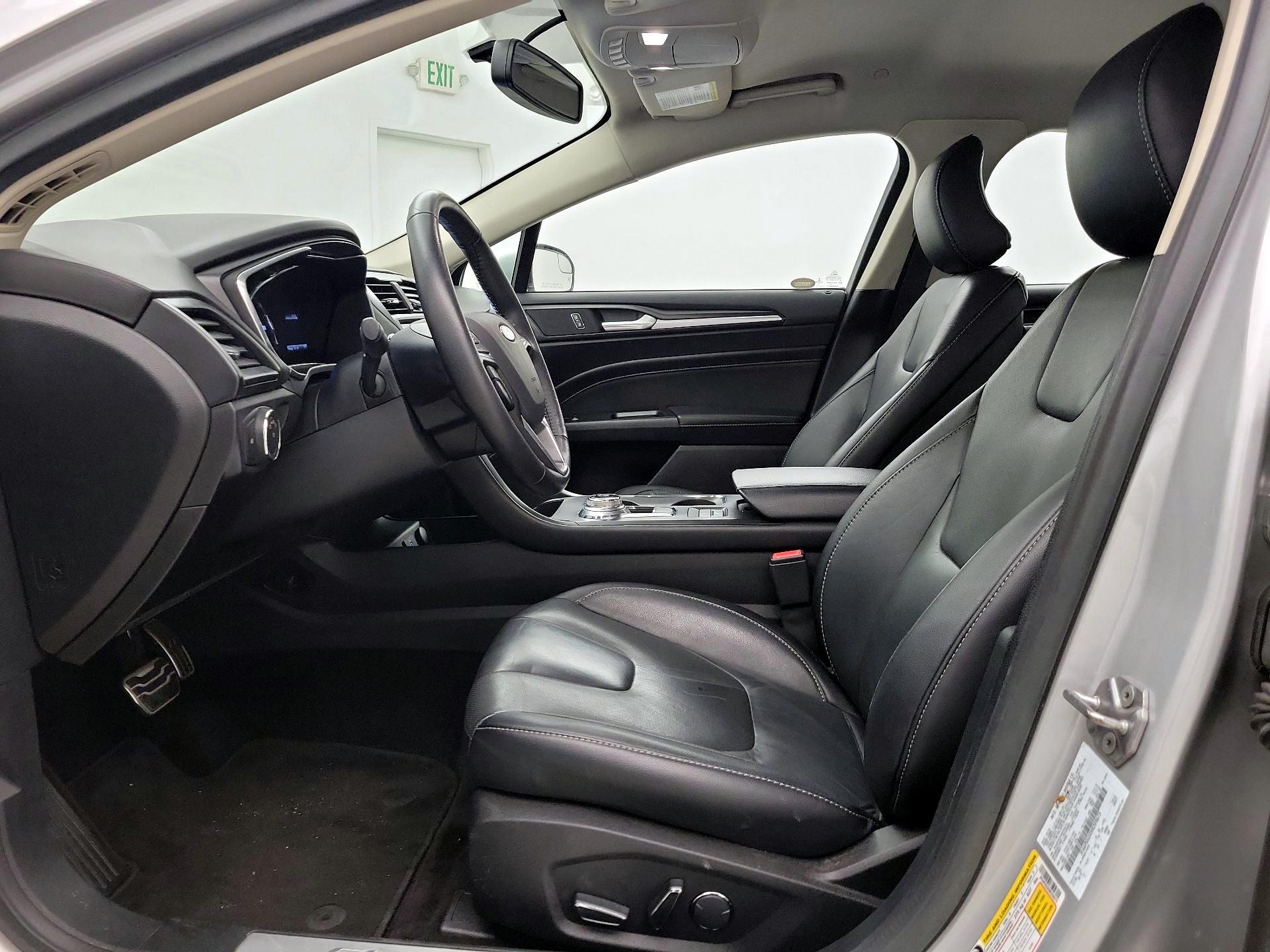 Thumbnail: 2017 Ford Fusion - 11