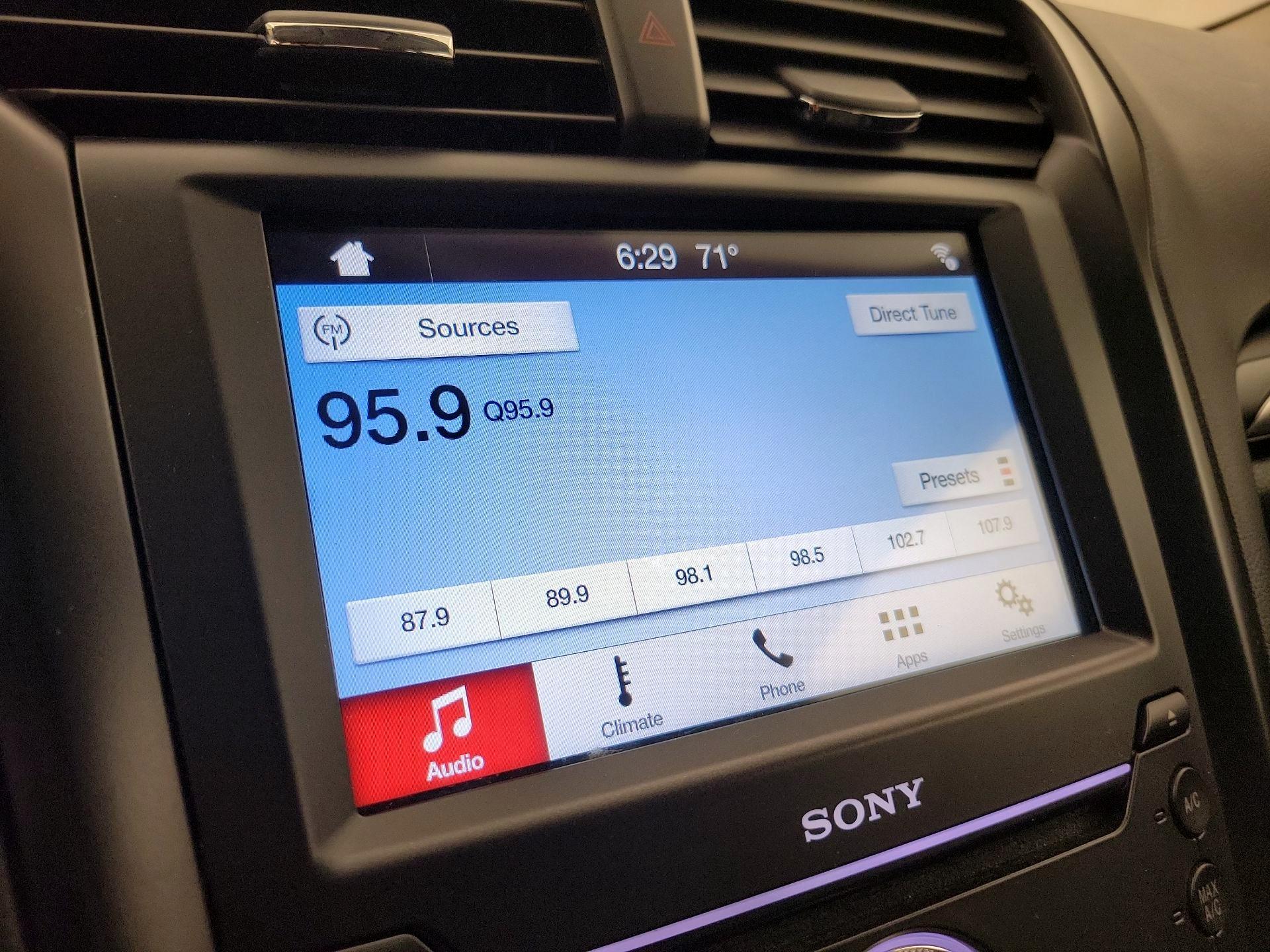 Thumbnail: 2017 Ford Fusion - 15