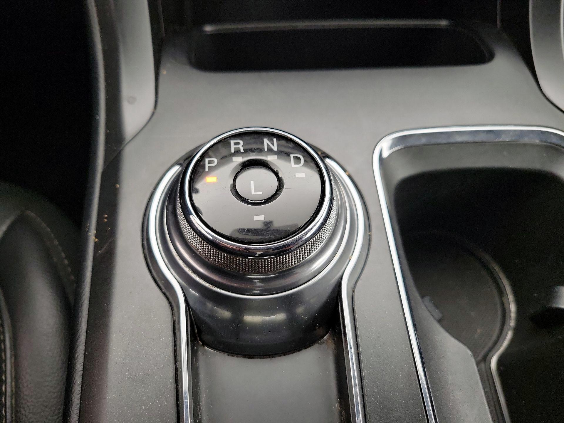 Thumbnail: 2017 Ford Fusion - 17