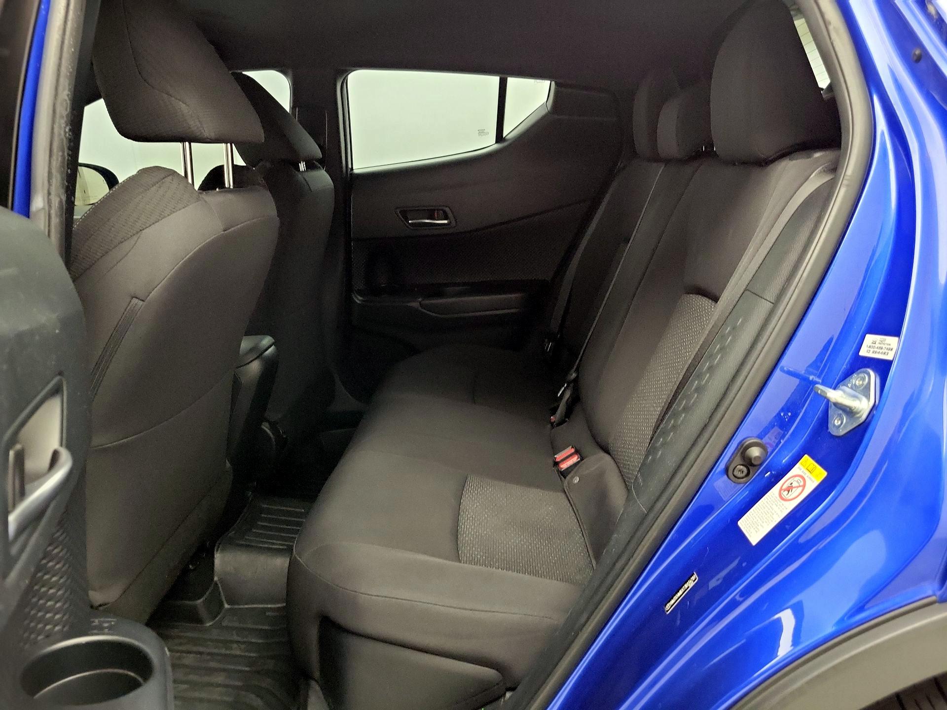 Thumbnail: 2018 Toyota C-HR - 19