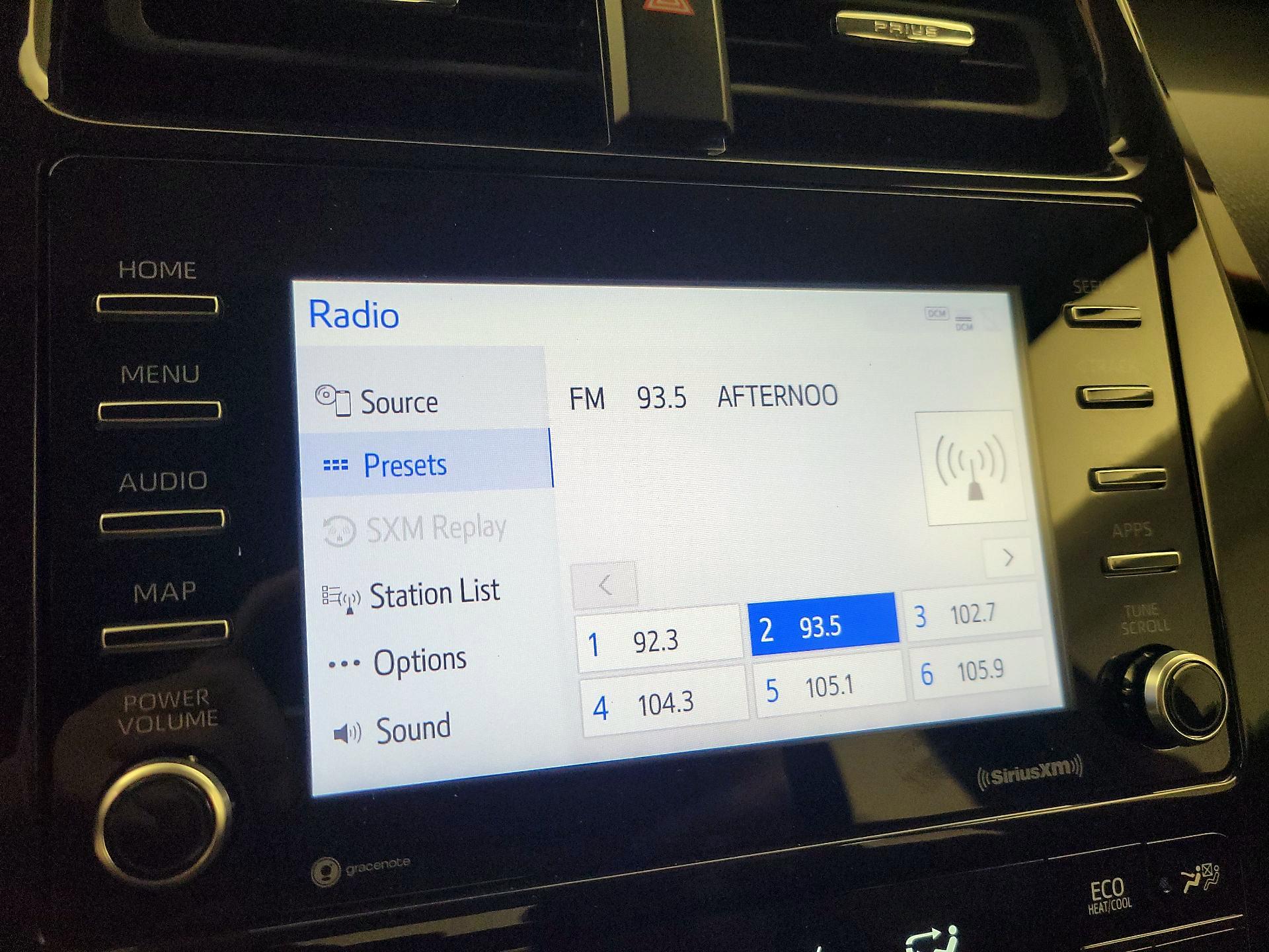 Thumbnail: 2022 Toyota Prius - 15